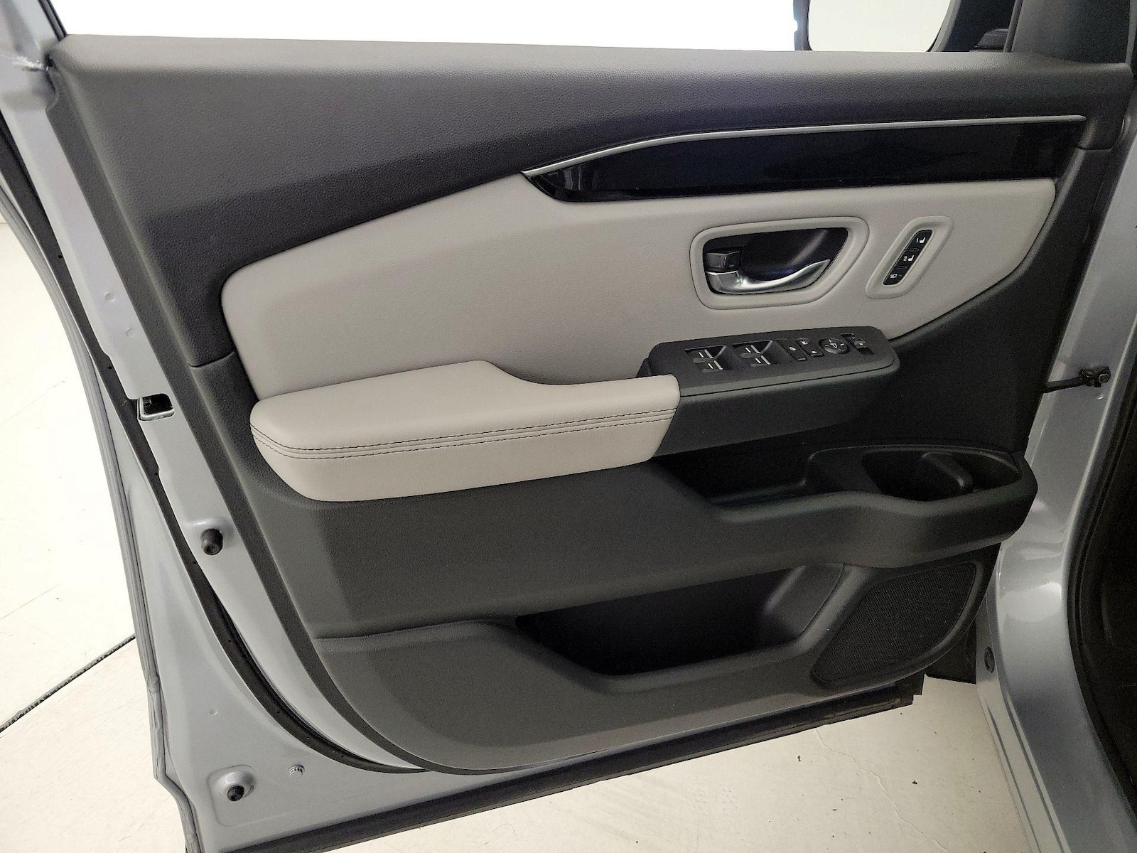2023 Honda Pilot Touring - Photo 13