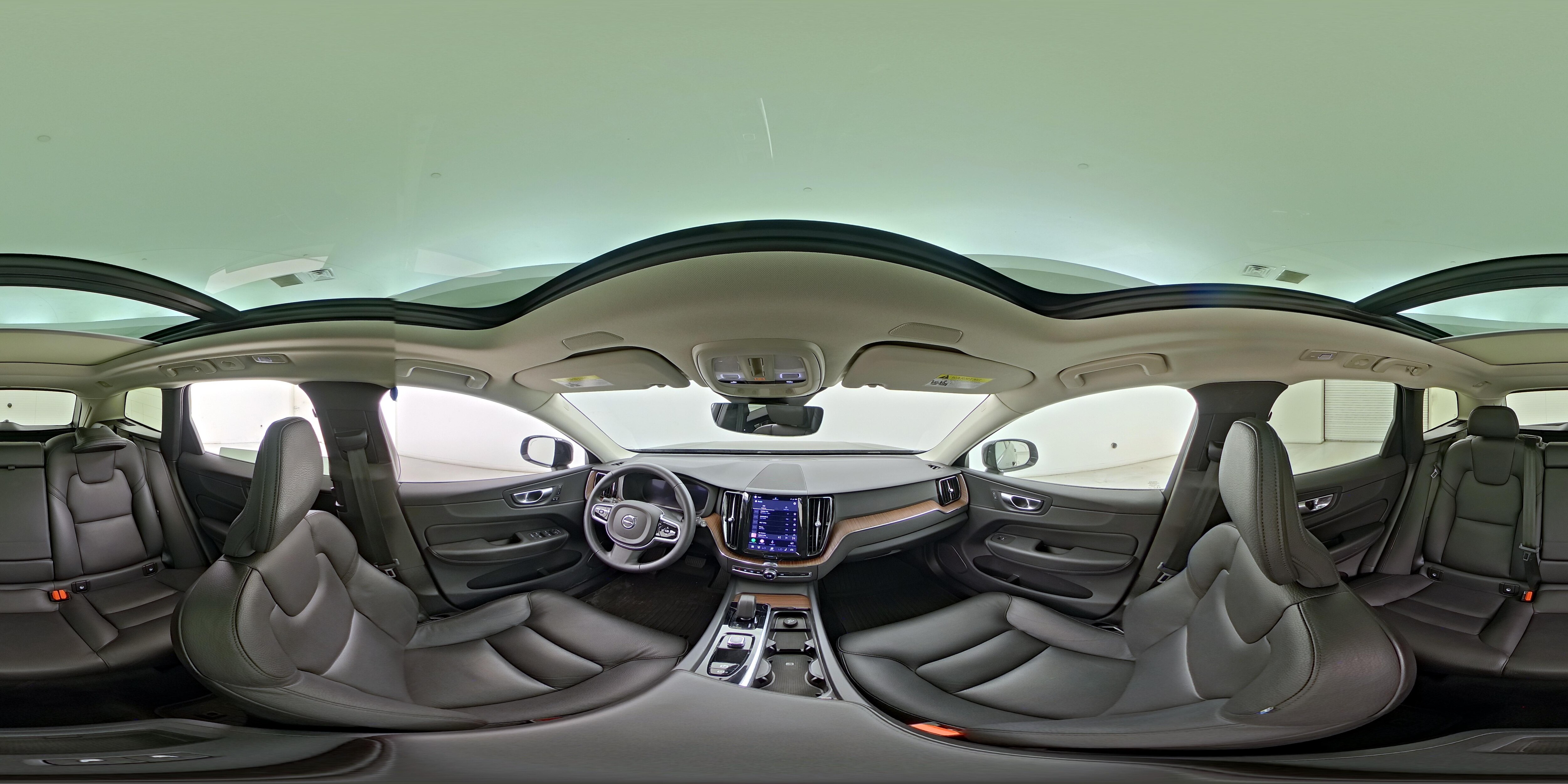 2023 Volvo XC60 Plus - Photo 25