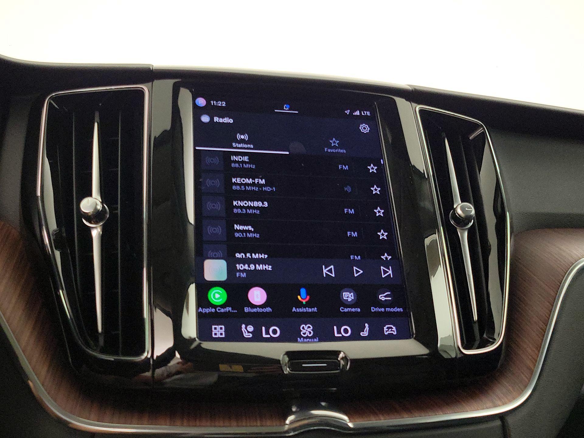 Thumbnail: 2023 Volvo XC60 - 15