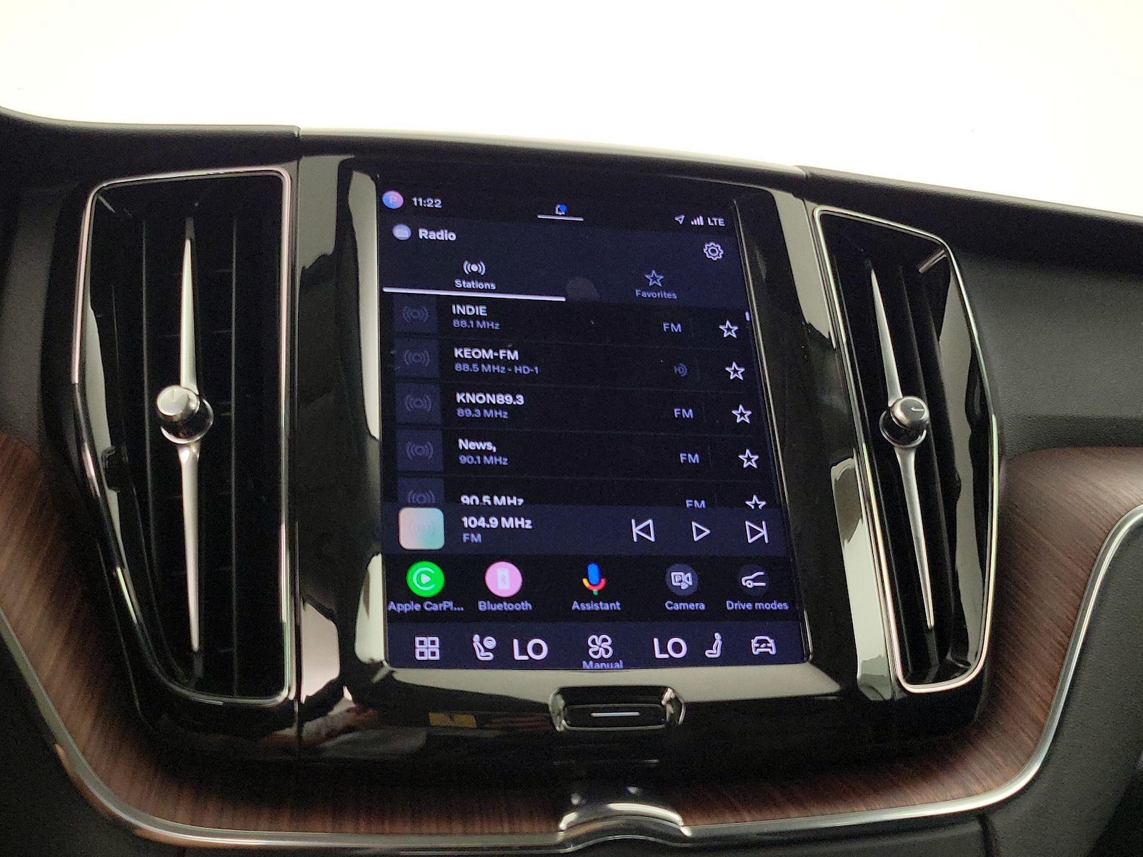2023 Volvo XC60 Plus - Photo 16