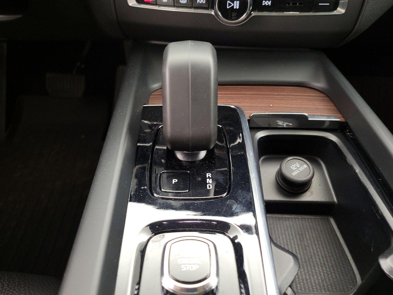 2023 Volvo XC60 Plus - Photo 18