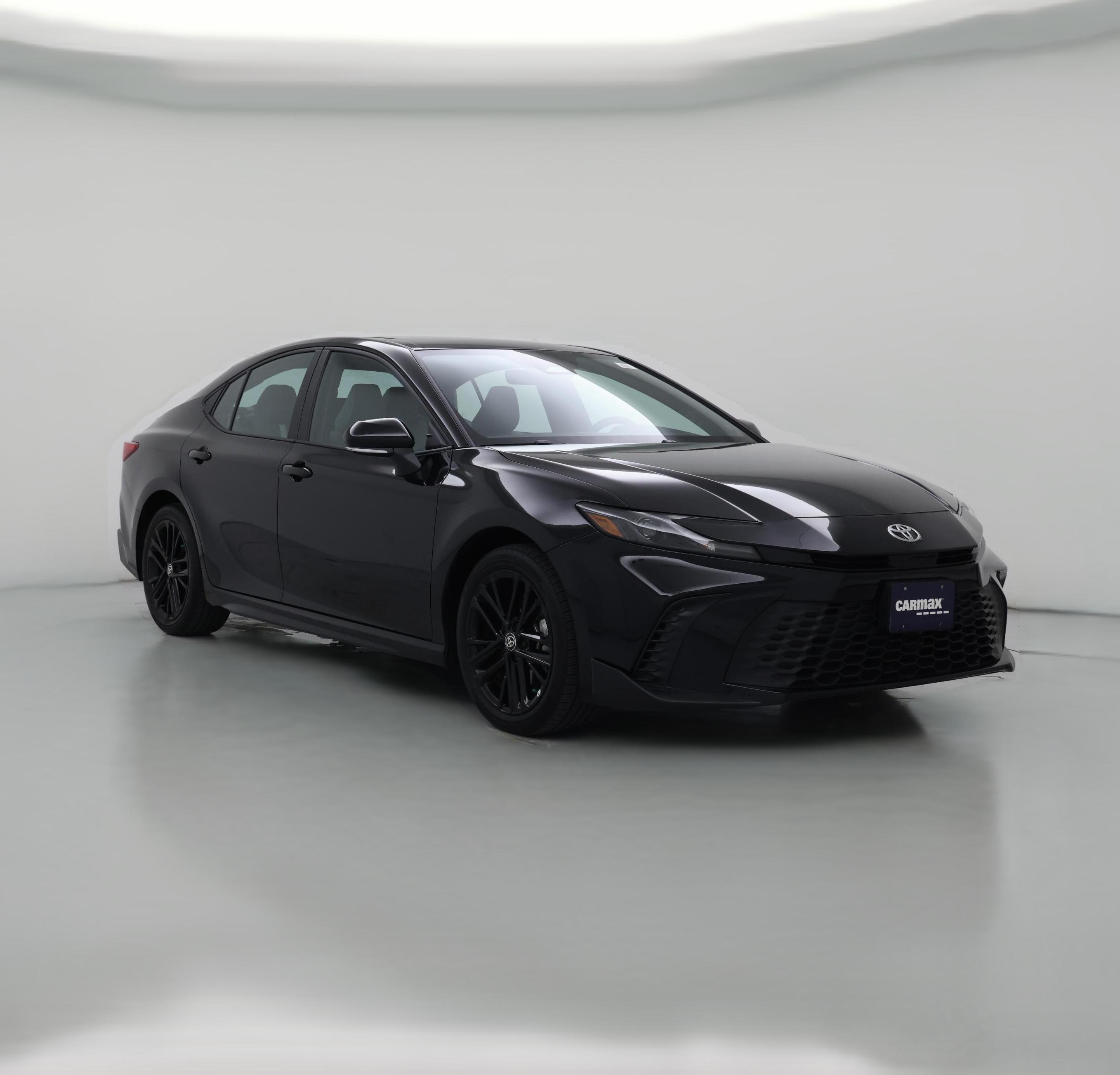 2025 Toyota Camry SE - Photo 1