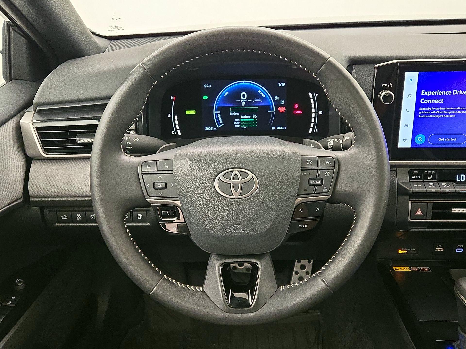 Thumbnail: 2025 Toyota Camry - 10