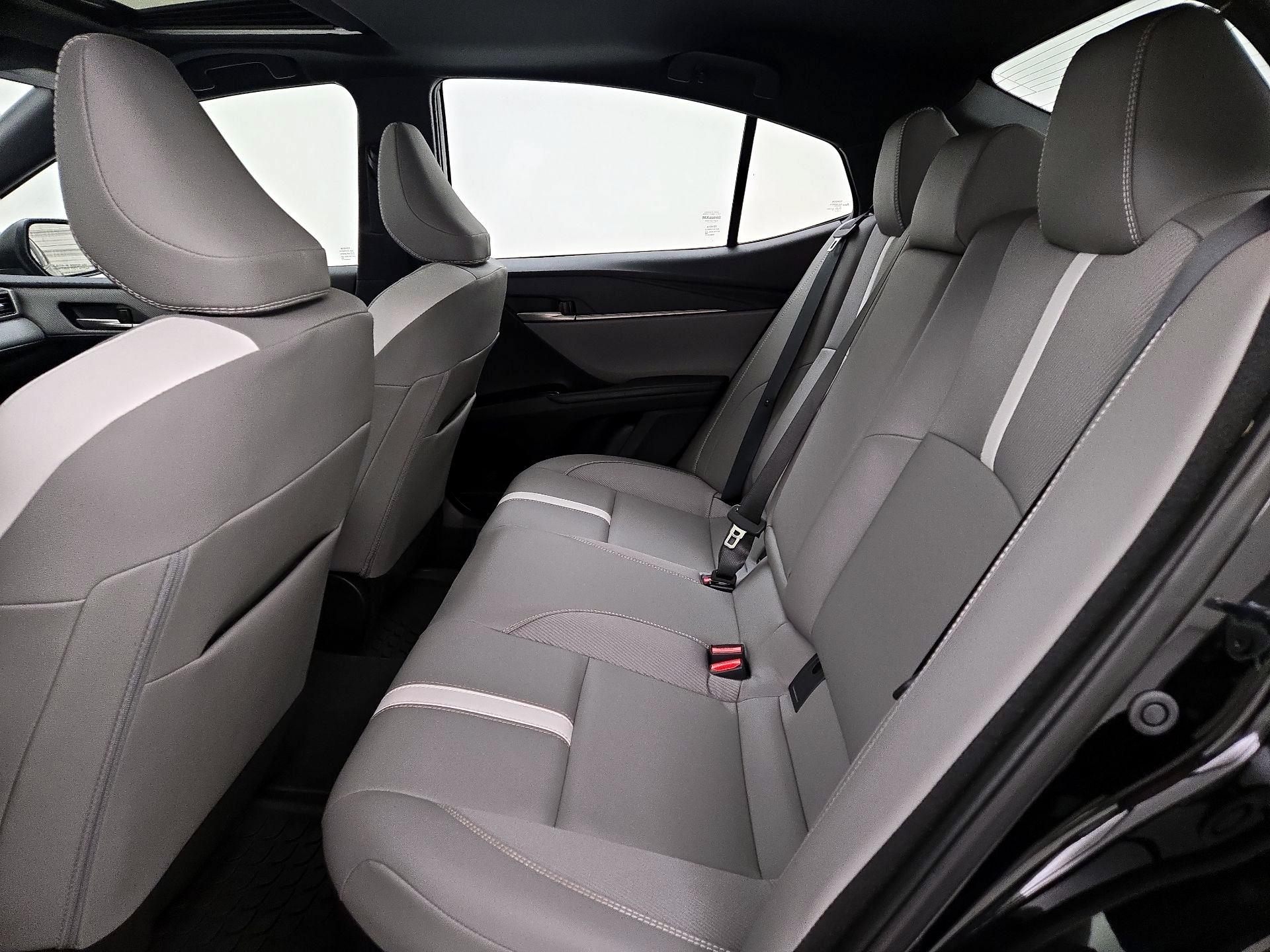 Thumbnail: 2025 Toyota Camry - 20