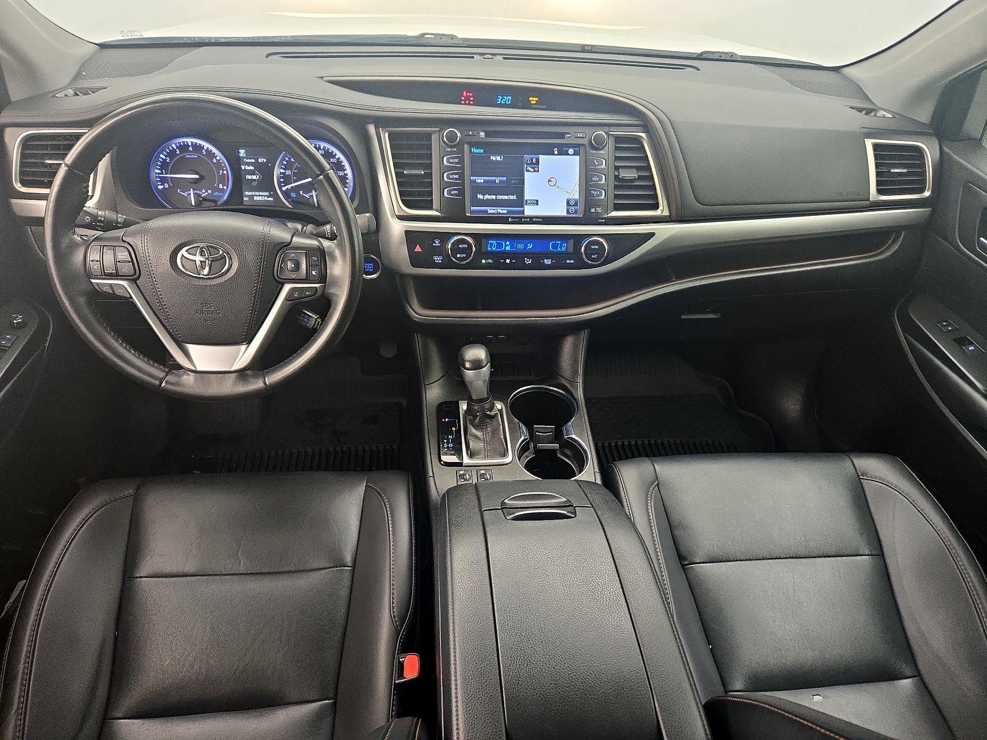 Thumbnail: 2019 Toyota Highlander - 9