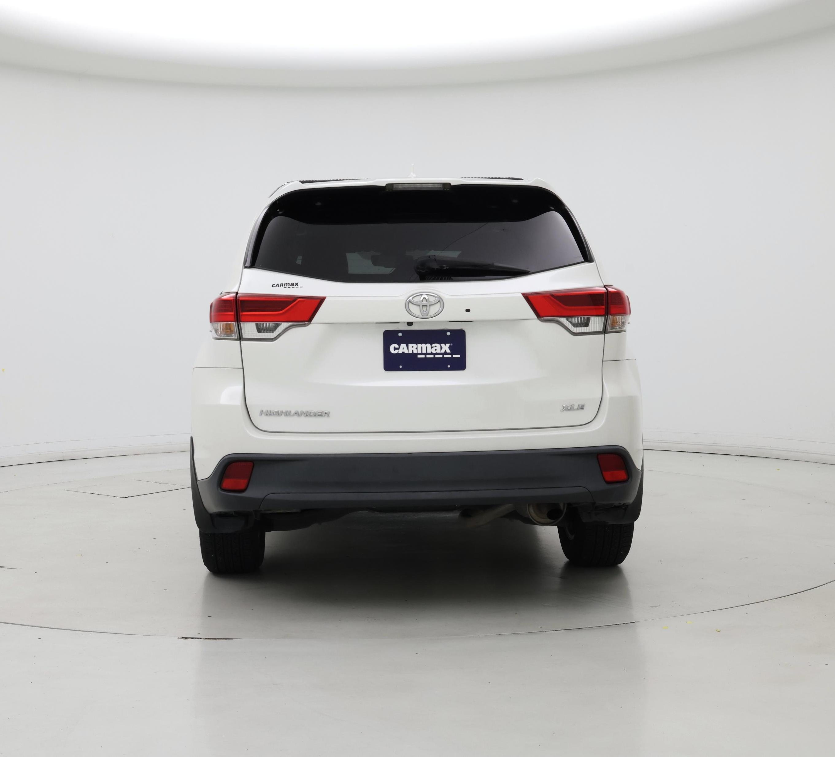 Thumbnail: 2019 Toyota Highlander - 6