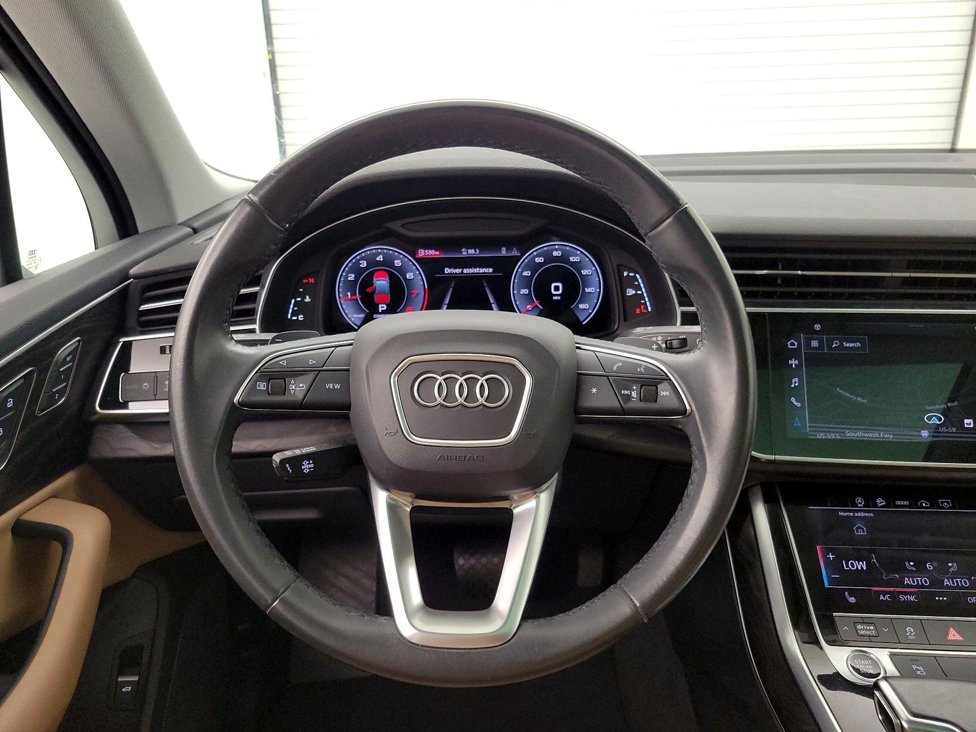 Thumbnail: 2021 Audi Q7 - 10