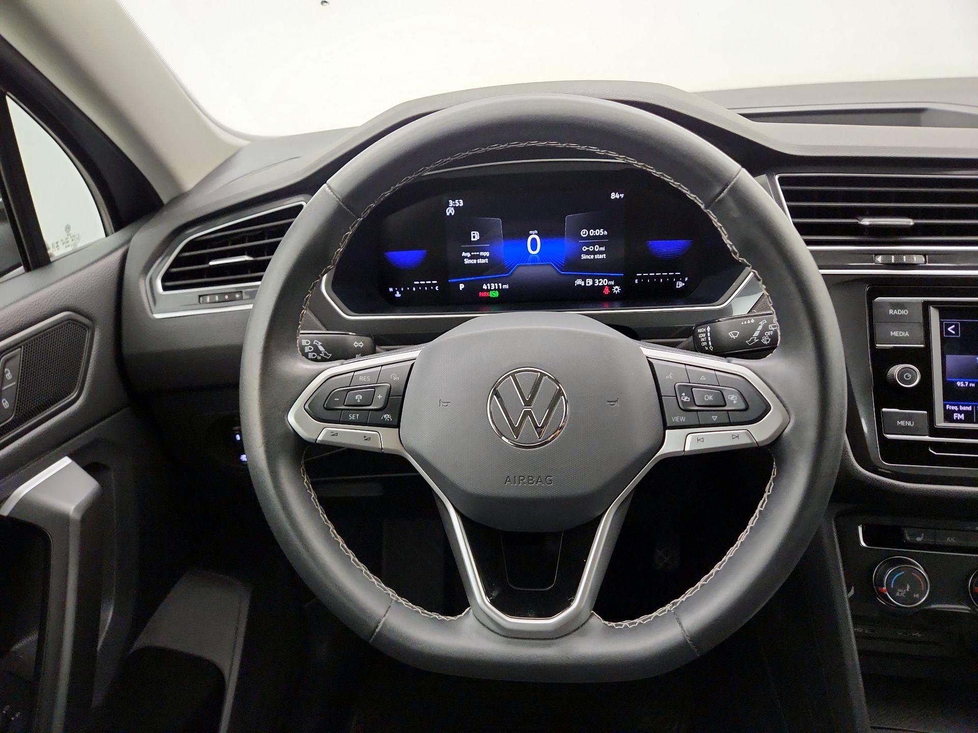 Thumbnail: 2024 Volkswagen Tiguan - 10