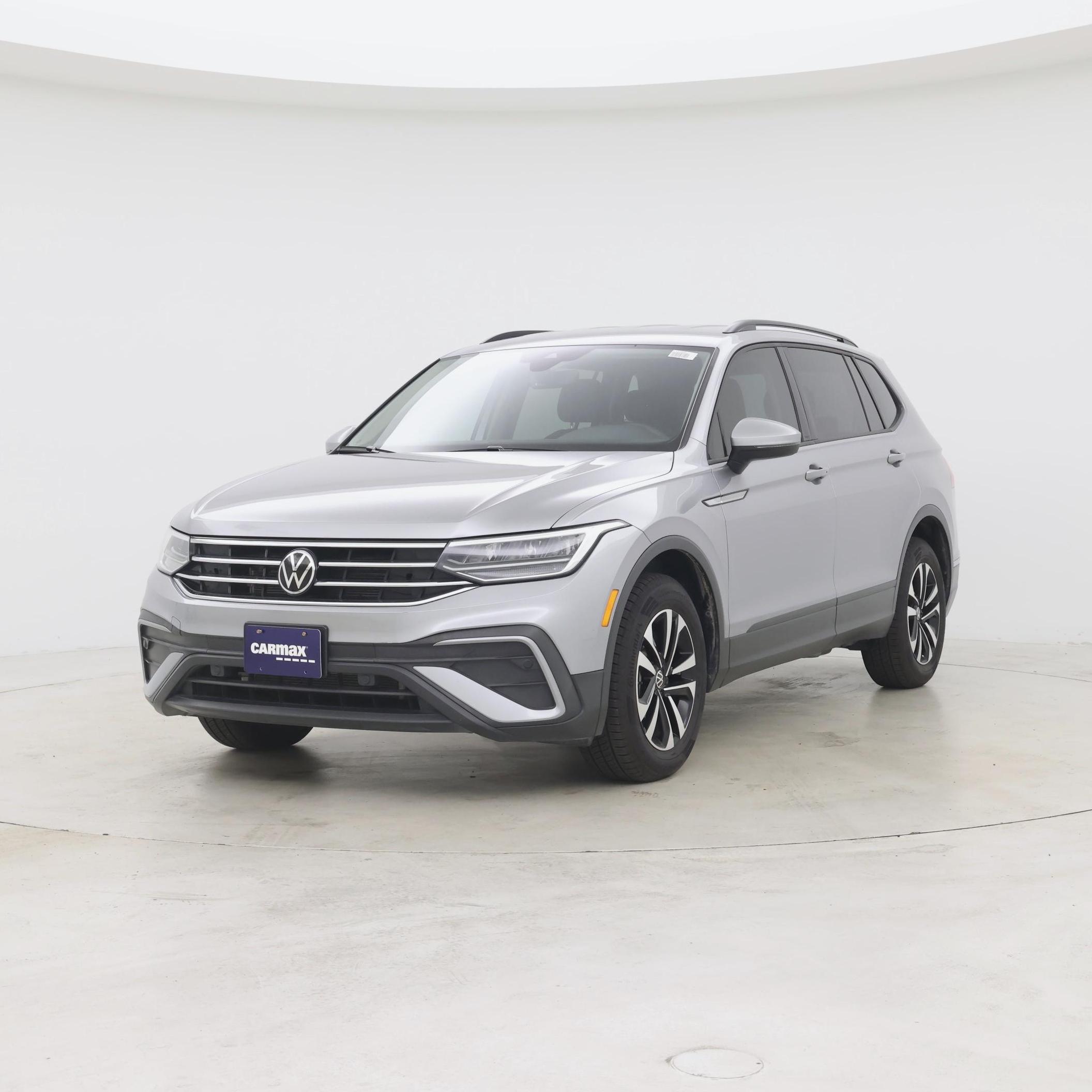 Thumbnail: 2024 Volkswagen Tiguan - 4
