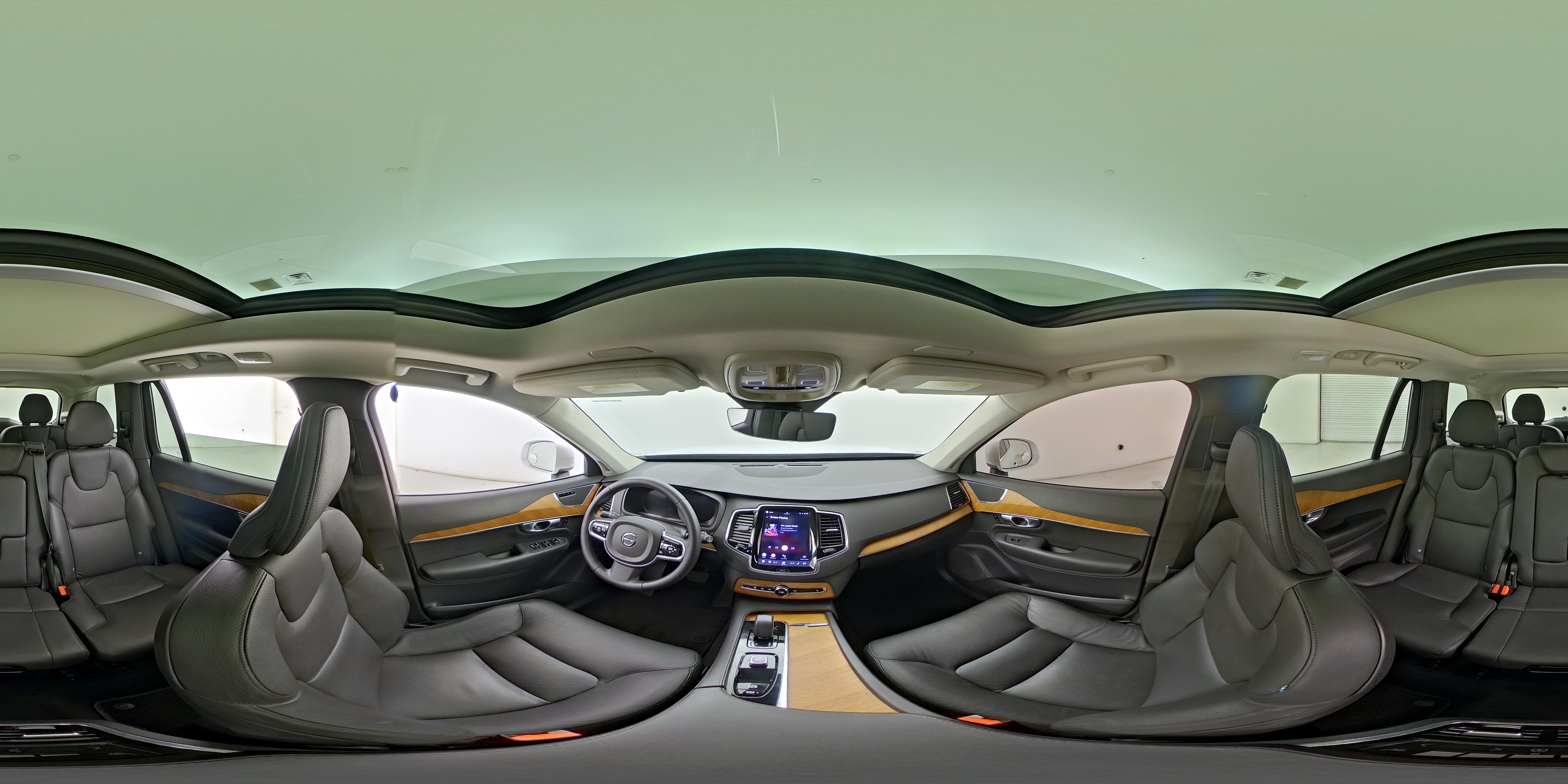 2023 Volvo XC90 Plus - Photo 25