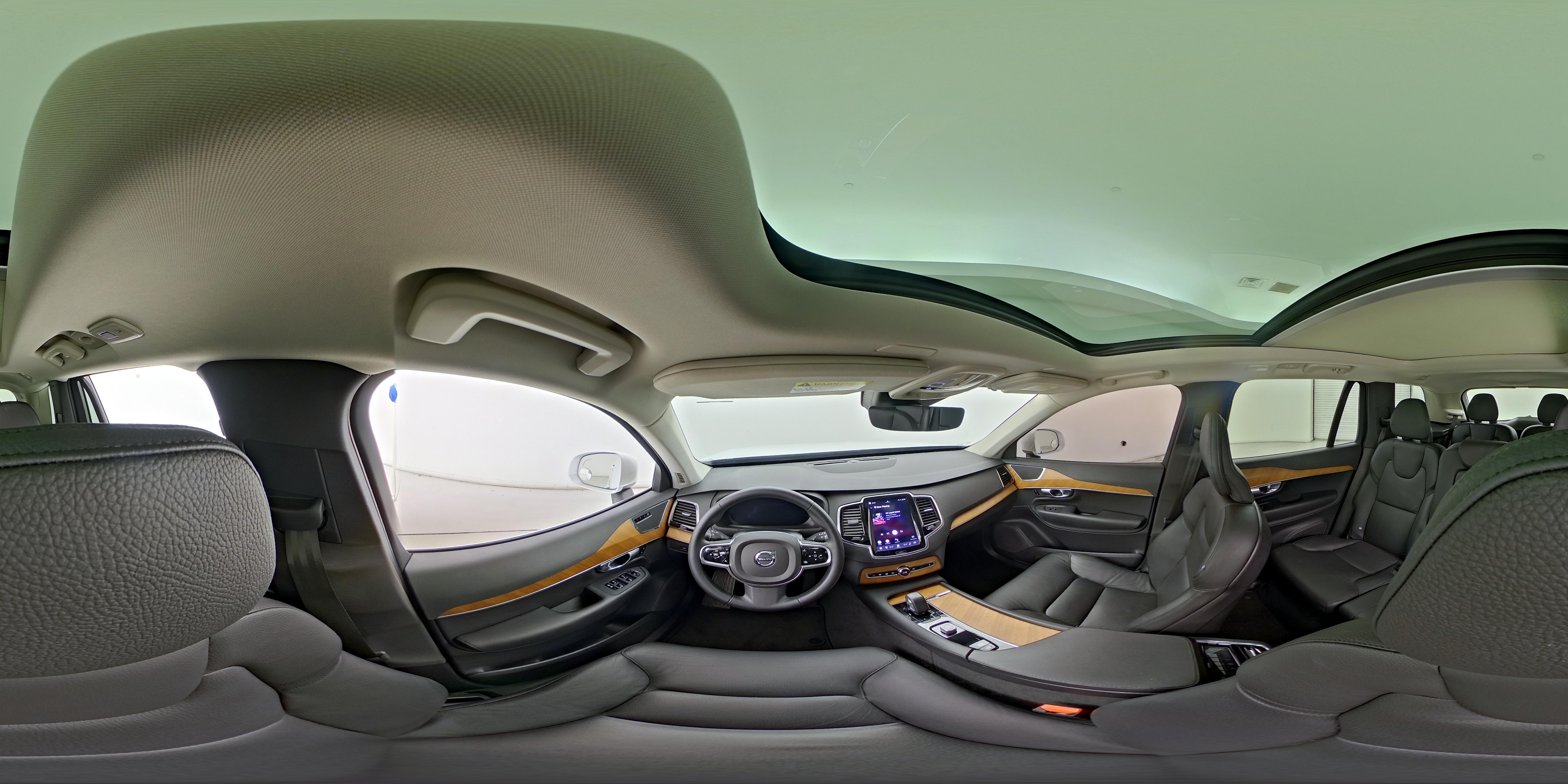 2023 Volvo XC90 Plus - Photo 27