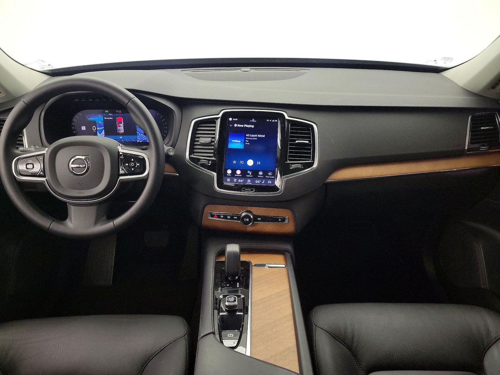 2023 Volvo XC90 Plus - Photo 10