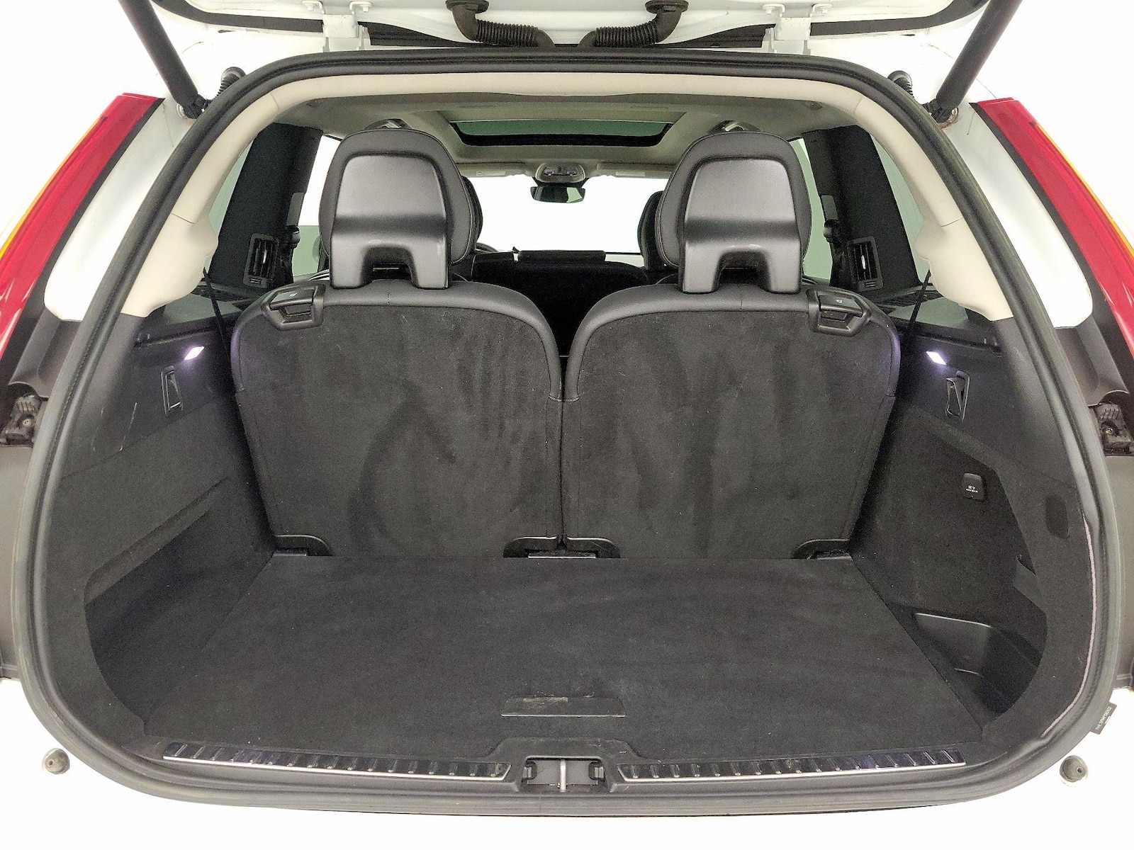 2023 Volvo XC90 Plus - Photo 22