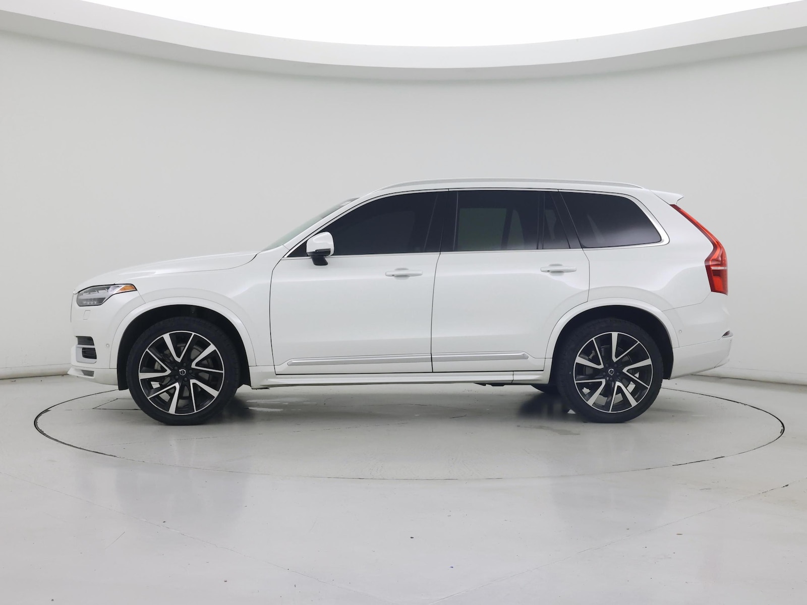 2023 Volvo XC90 Plus - Photo 4