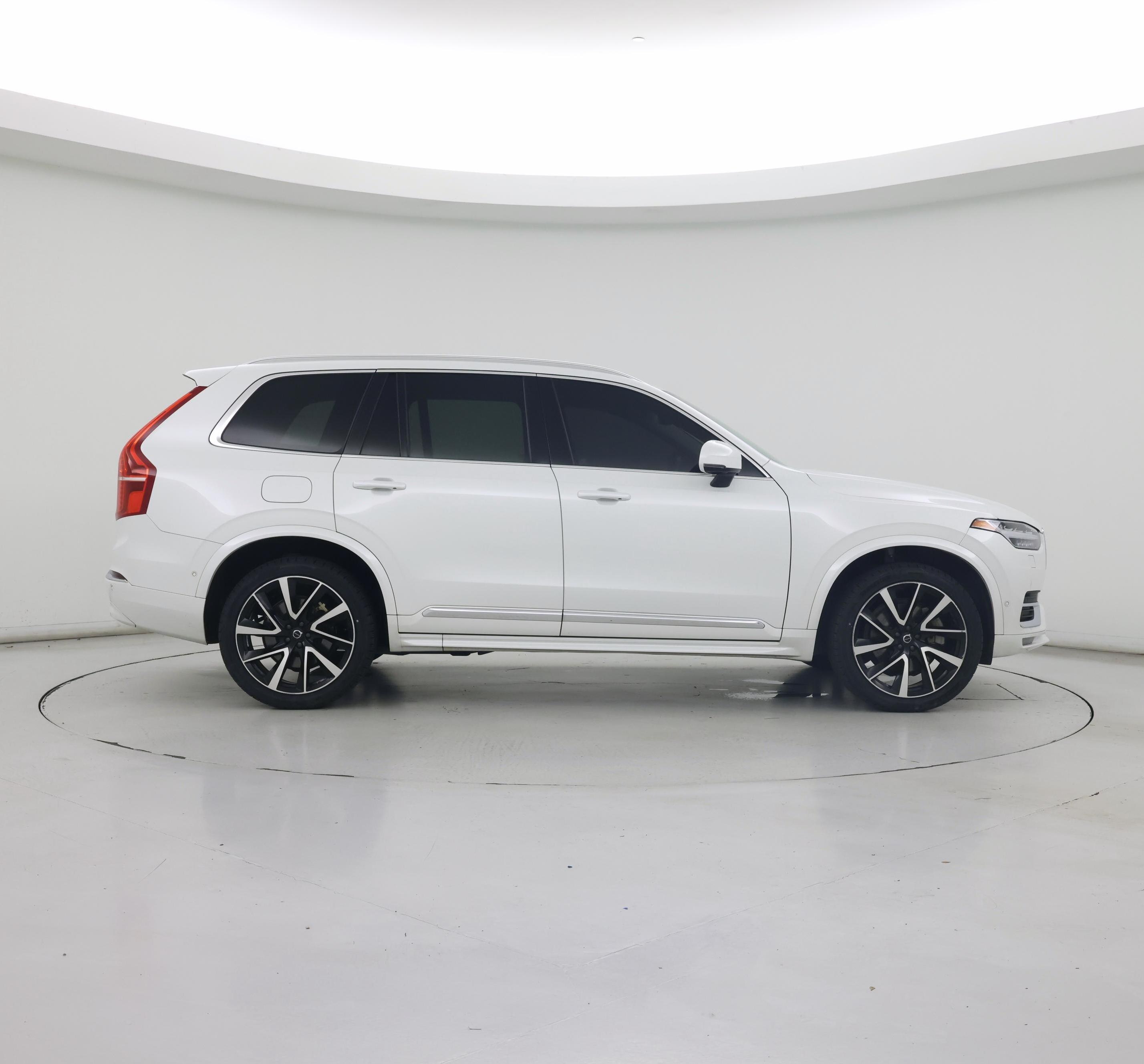 Thumbnail: 2023 Volvo XC90 - 7