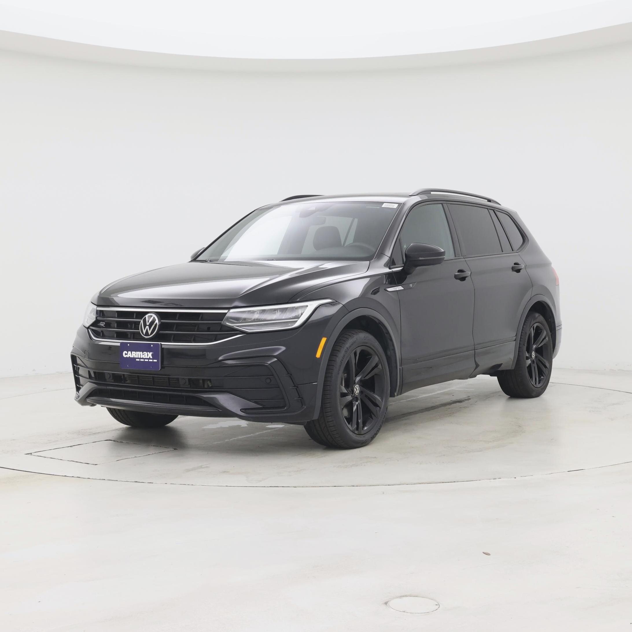 Thumbnail: 2024 Volkswagen Tiguan - 4