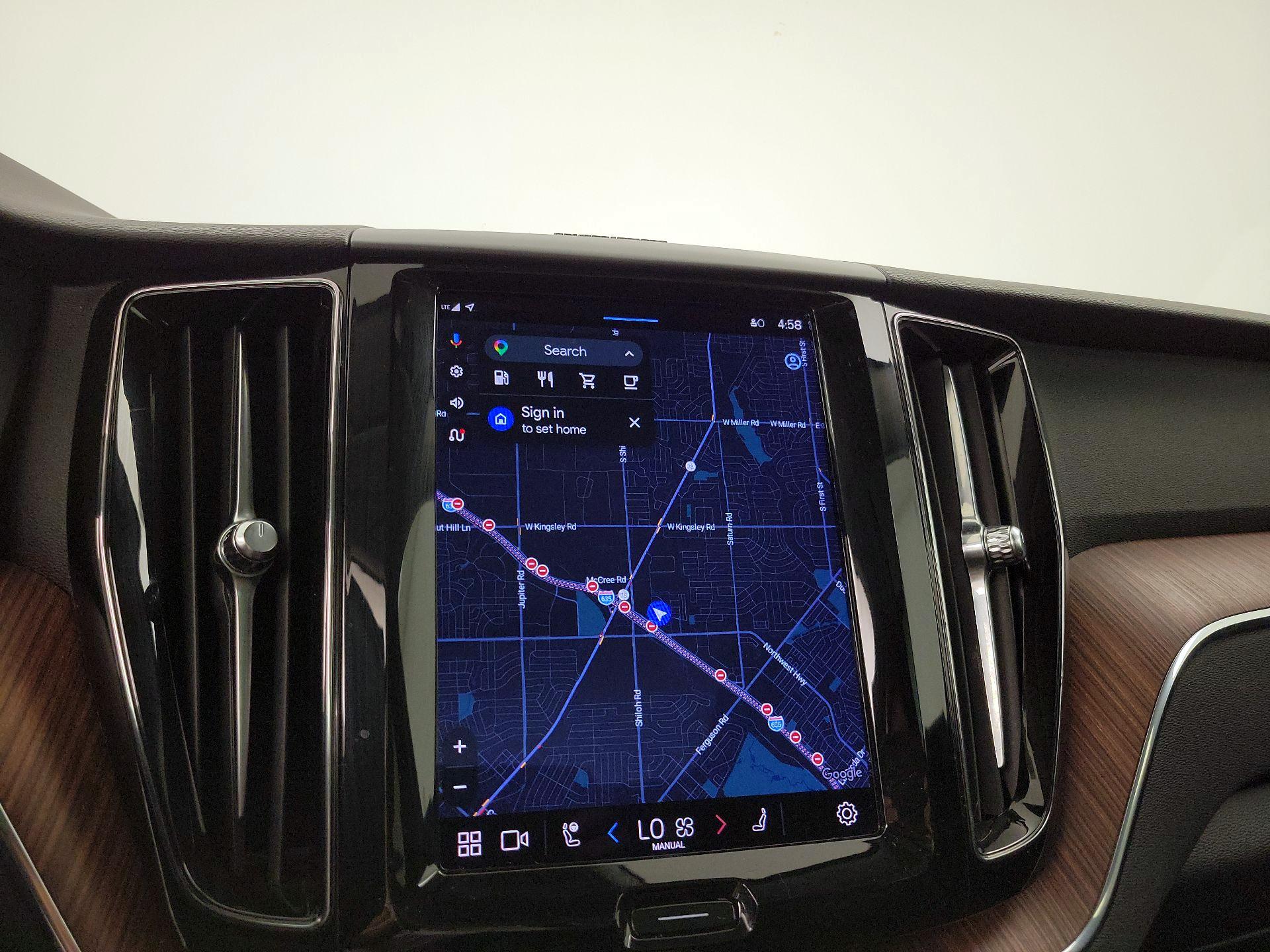 Thumbnail: 2023 Volvo XC60 - 14