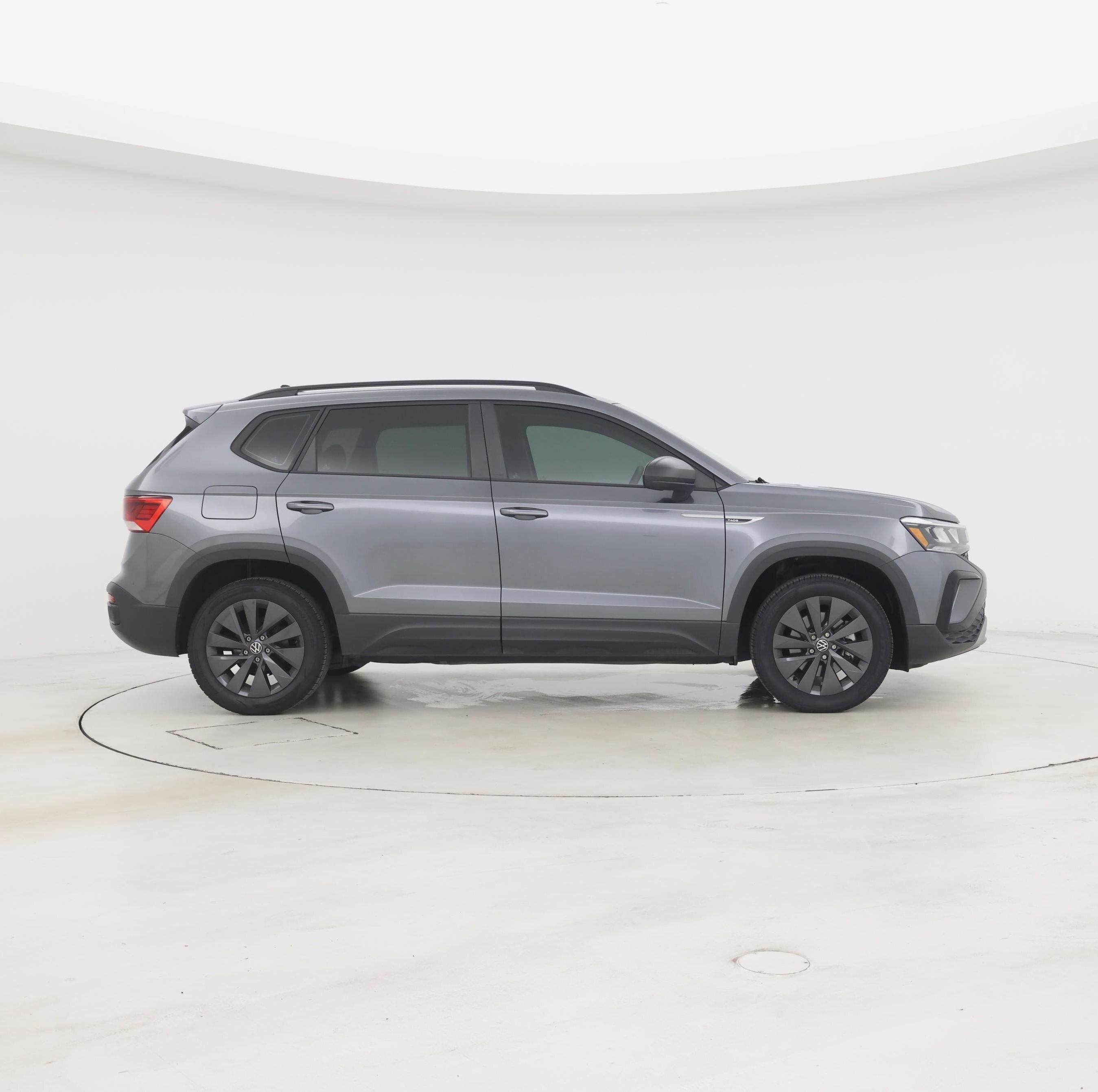 Thumbnail: 2022 Volkswagen Taos - 7