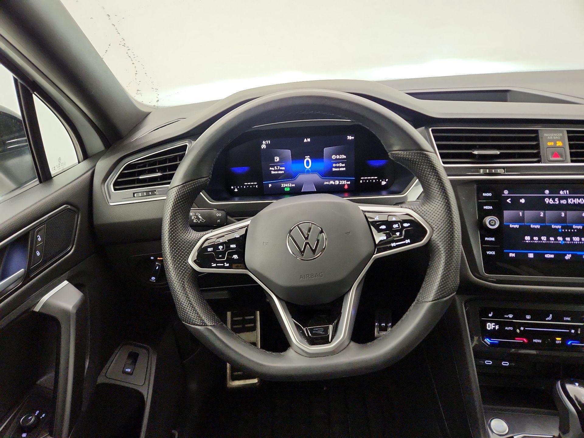 Thumbnail: 2024 Volkswagen Tiguan - 10