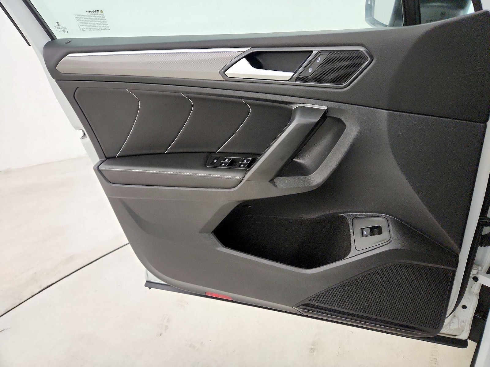 2024 Volkswagen Tiguan SE R-LINE BLACK - Photo 13
