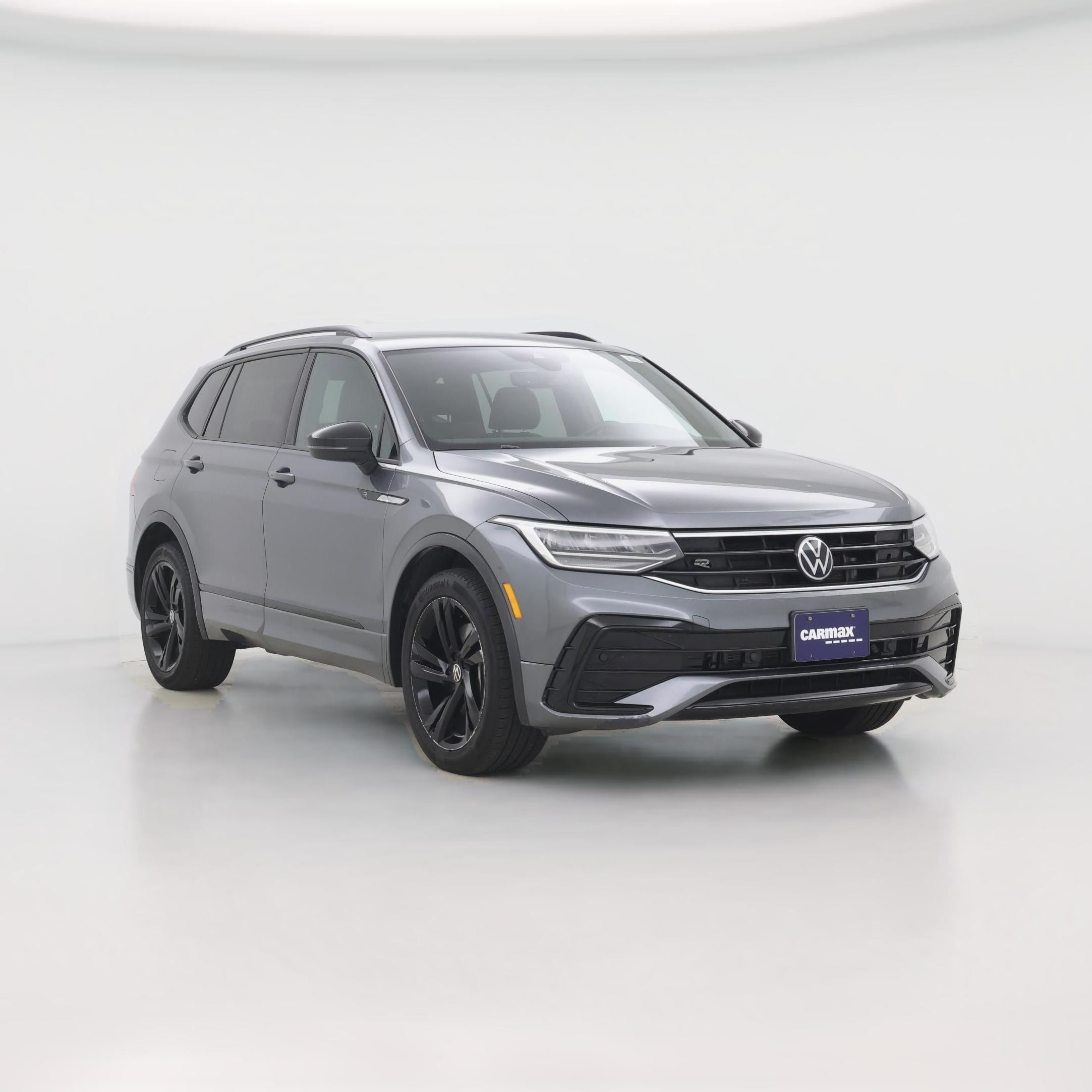 Thumbnail: 2023 Volkswagen Tiguan - 1