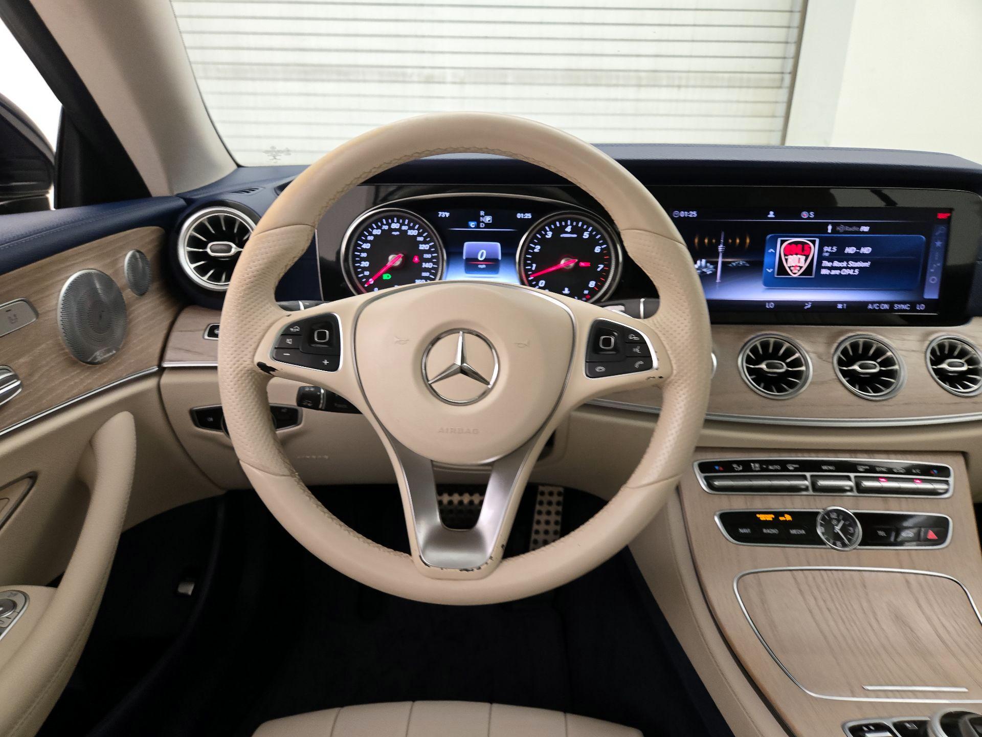 Thumbnail: 2018 Mercedes-Benz E-Class - 10