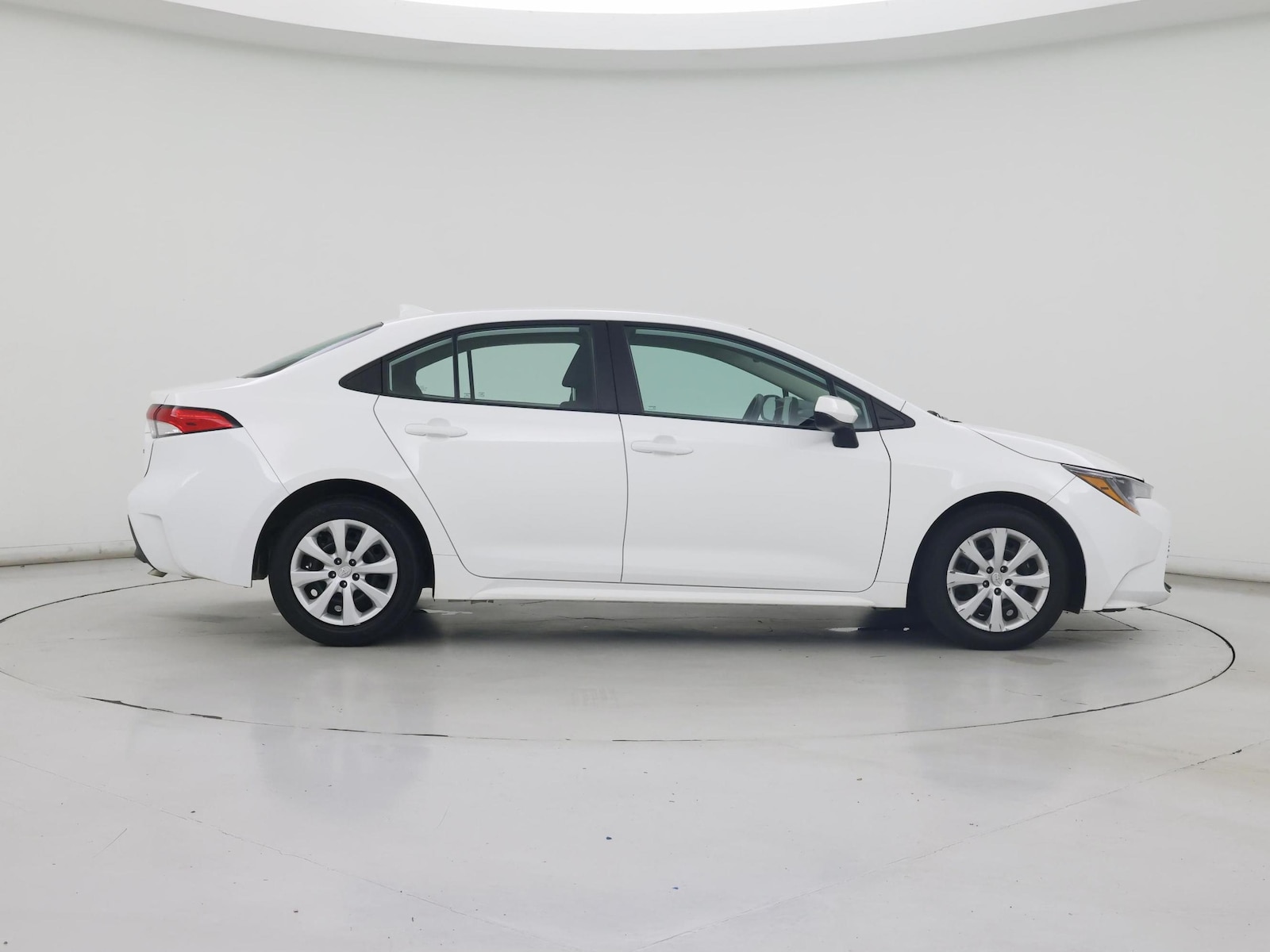 2024 Toyota Corolla LE - Photo 8