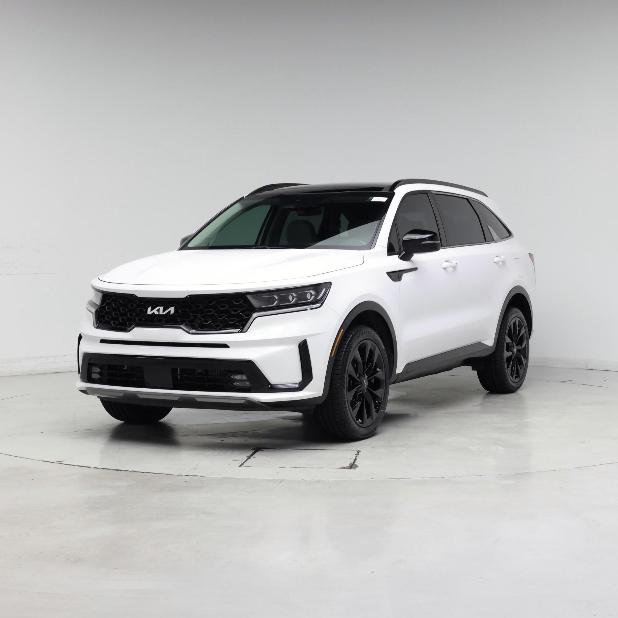 Thumbnail: 2023 Kia Sorento - 4