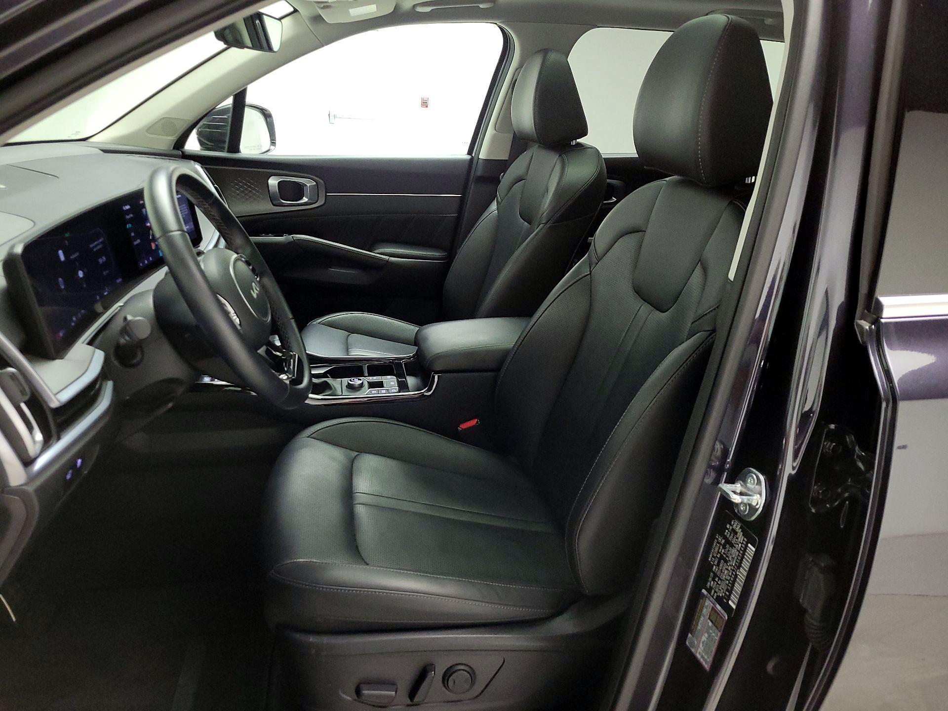 Thumbnail: 2025 Kia Sorento - 11