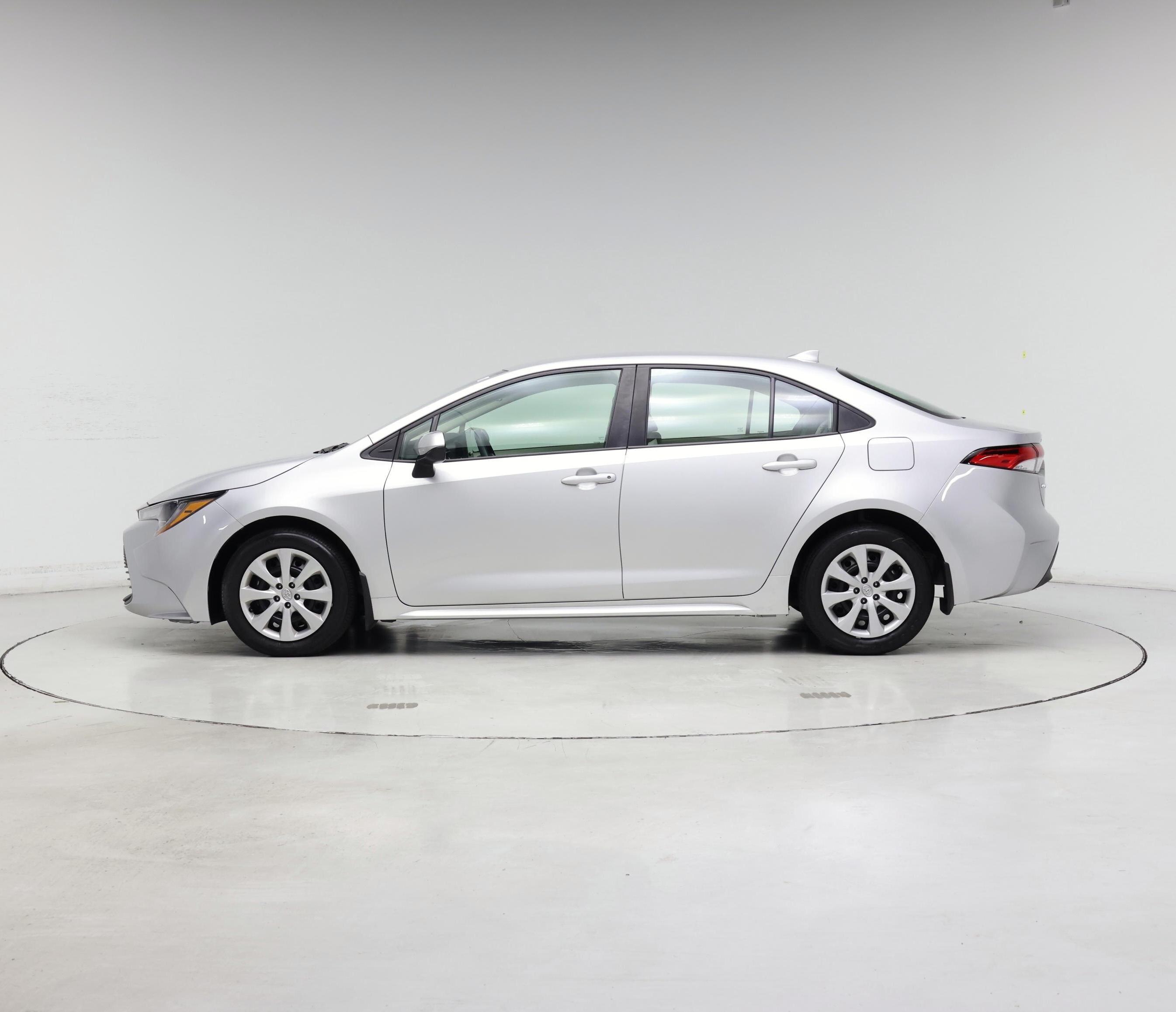 Thumbnail: 2025 Toyota Corolla - 3