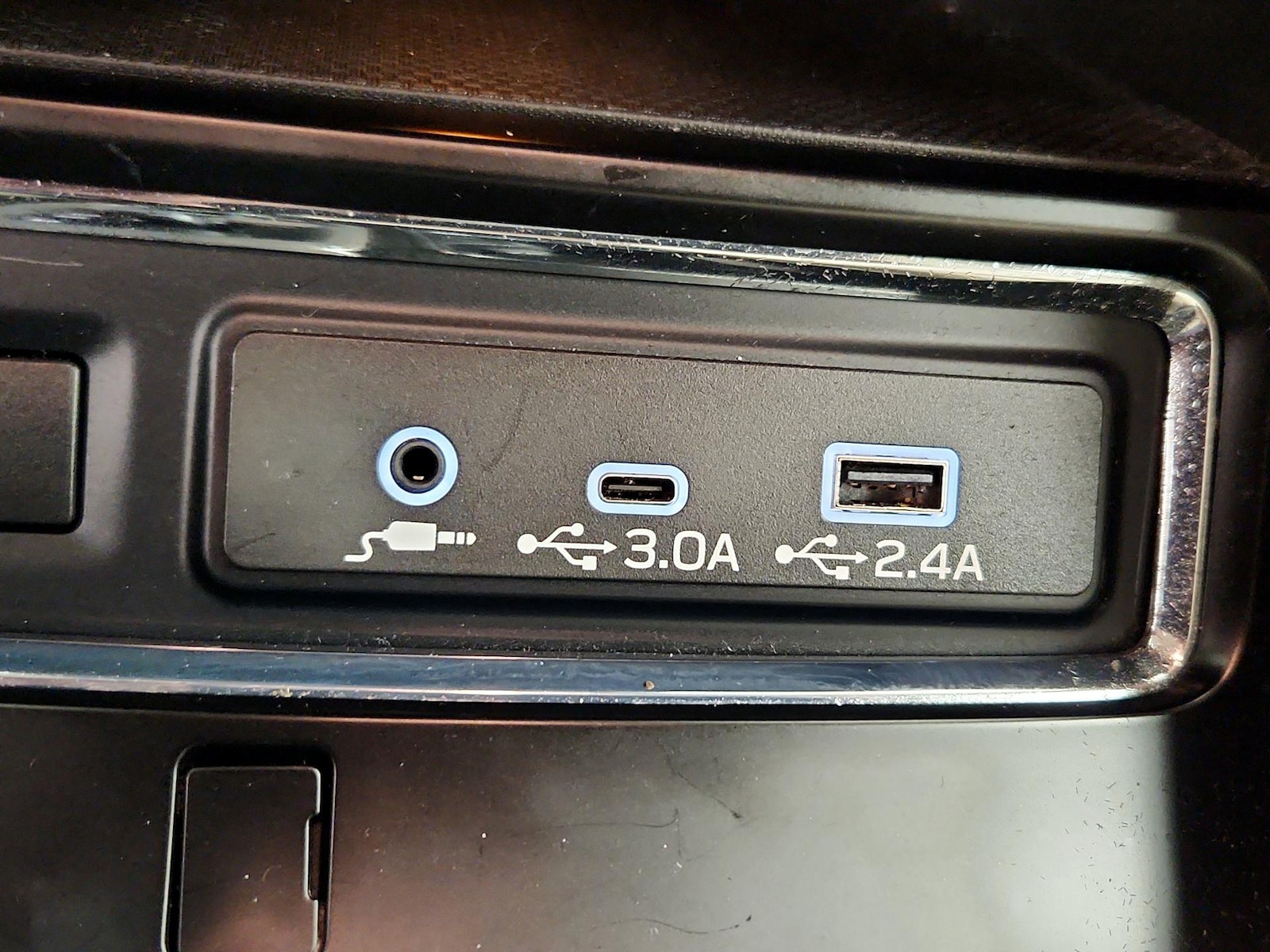 2023 Subaru Ascent Limited - Photo 19
