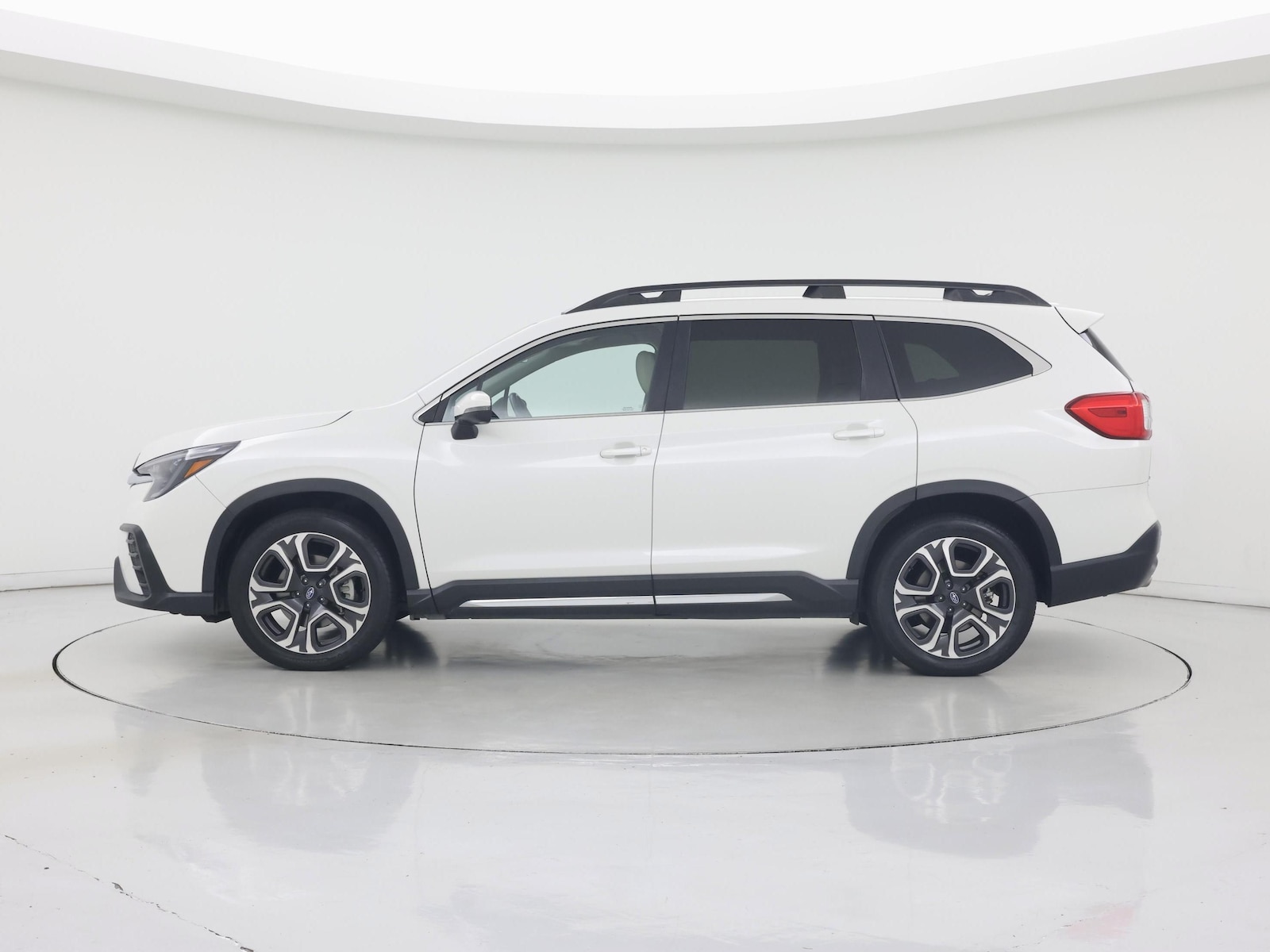 2023 Subaru Ascent Limited - Photo 4