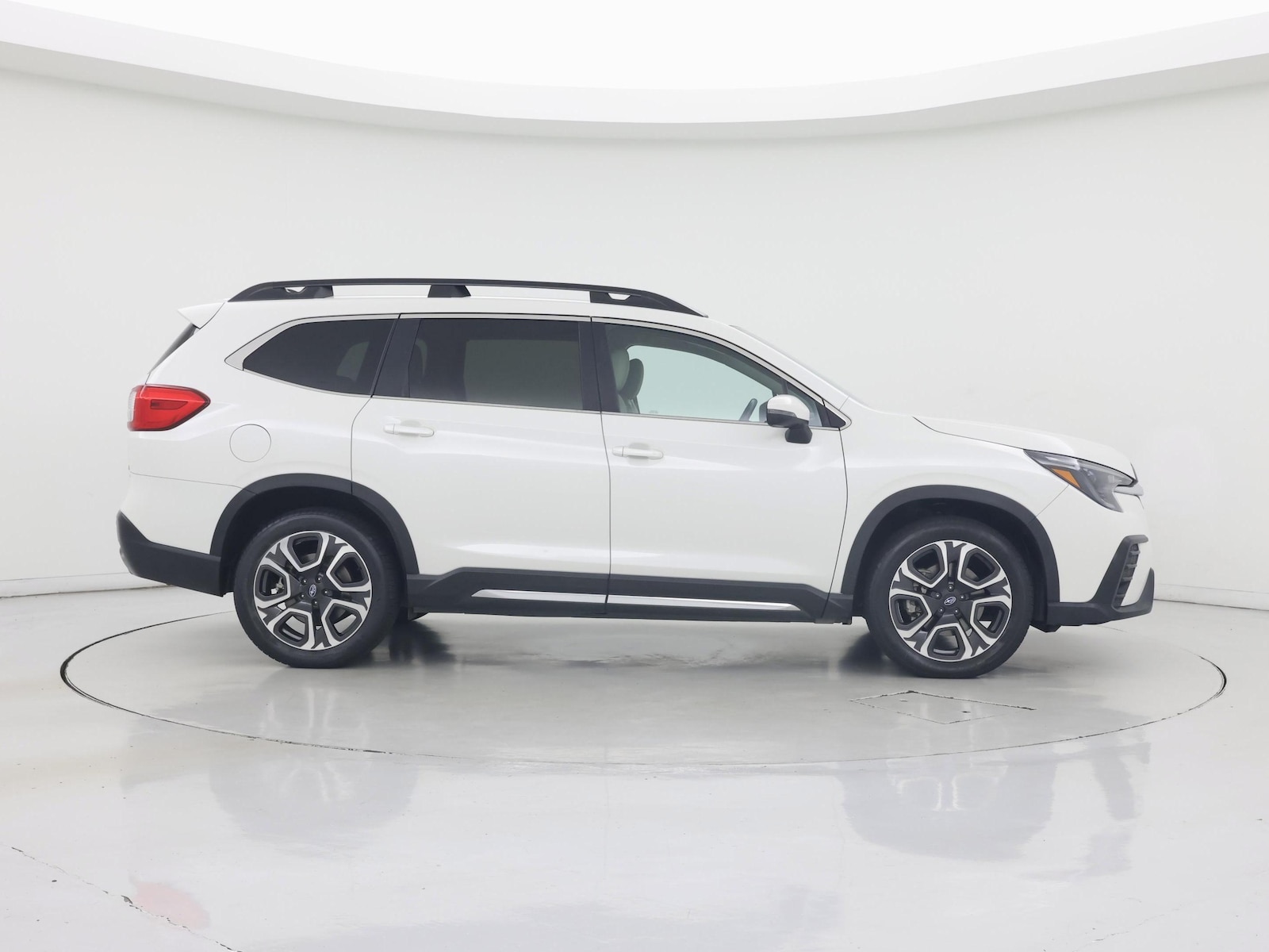 2023 Subaru Ascent Limited - Photo 8