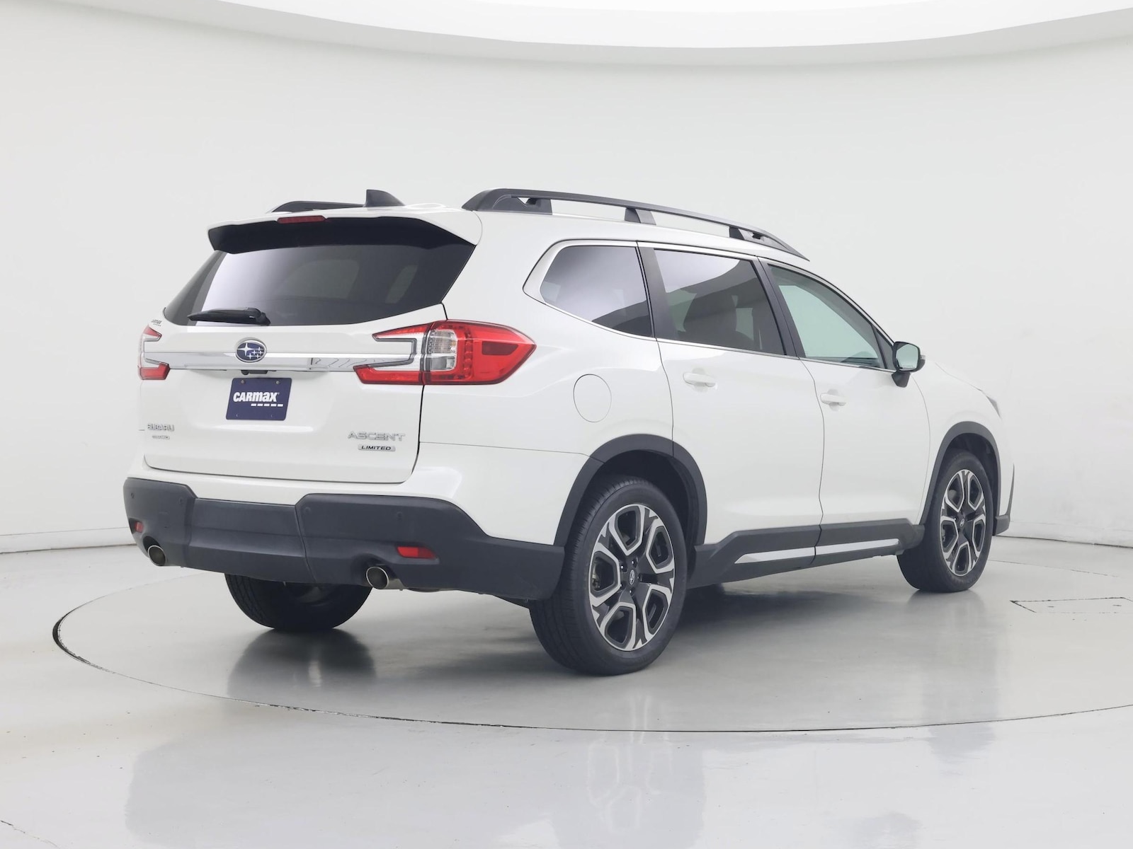2023 Subaru Ascent Limited - Photo 9