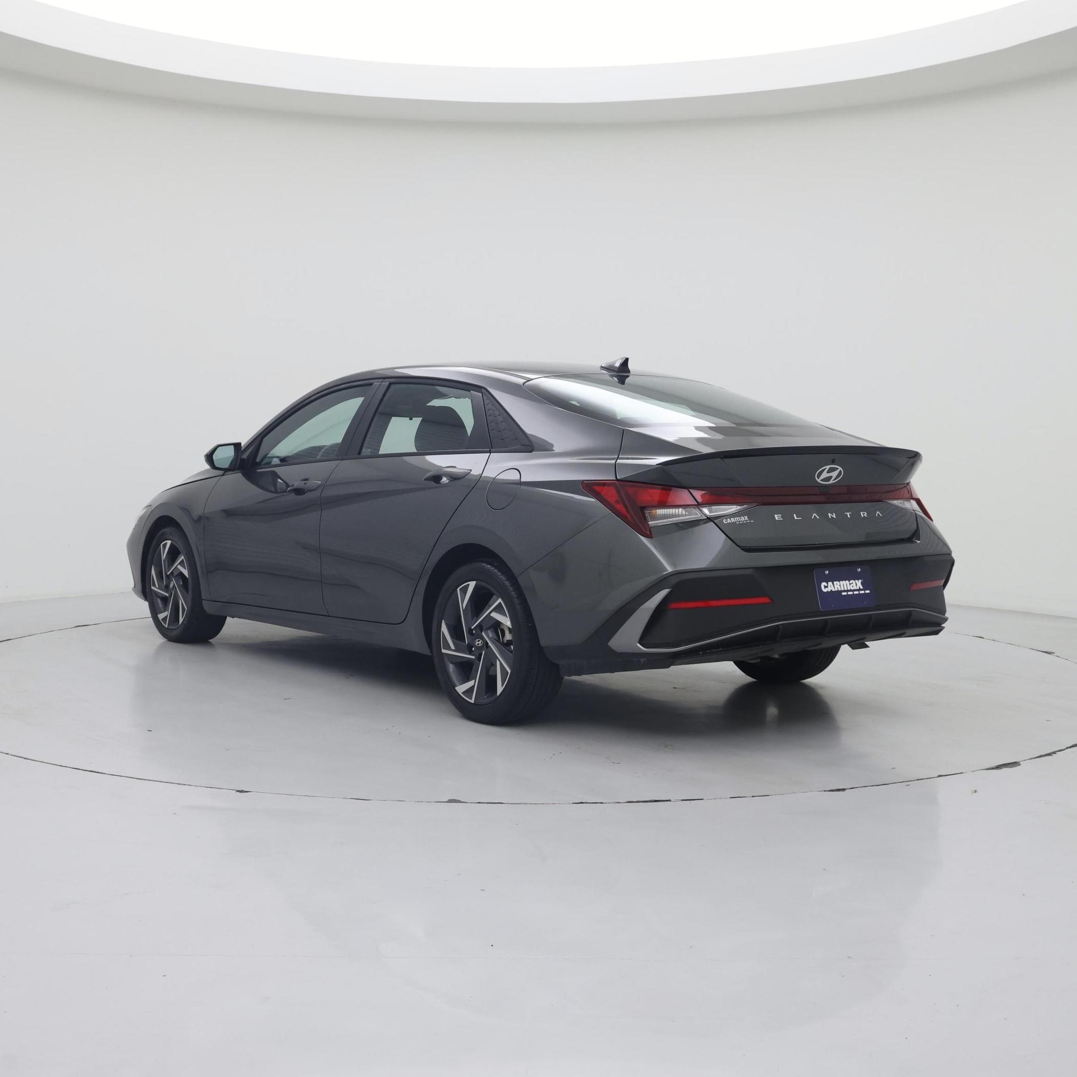 Thumbnail: 2025 Hyundai Elantra - 2