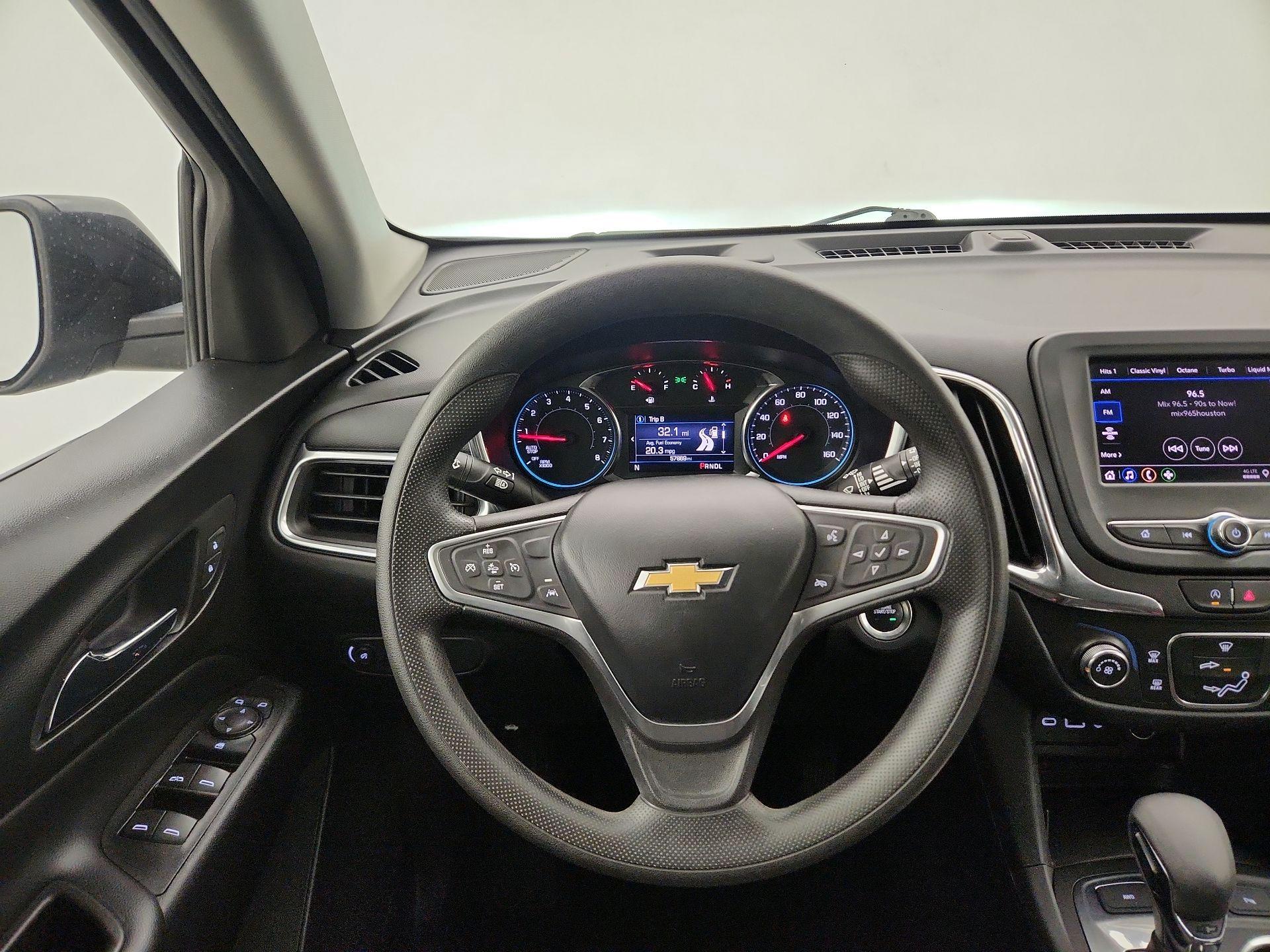 Thumbnail: 2022 Chevrolet Equinox - 10