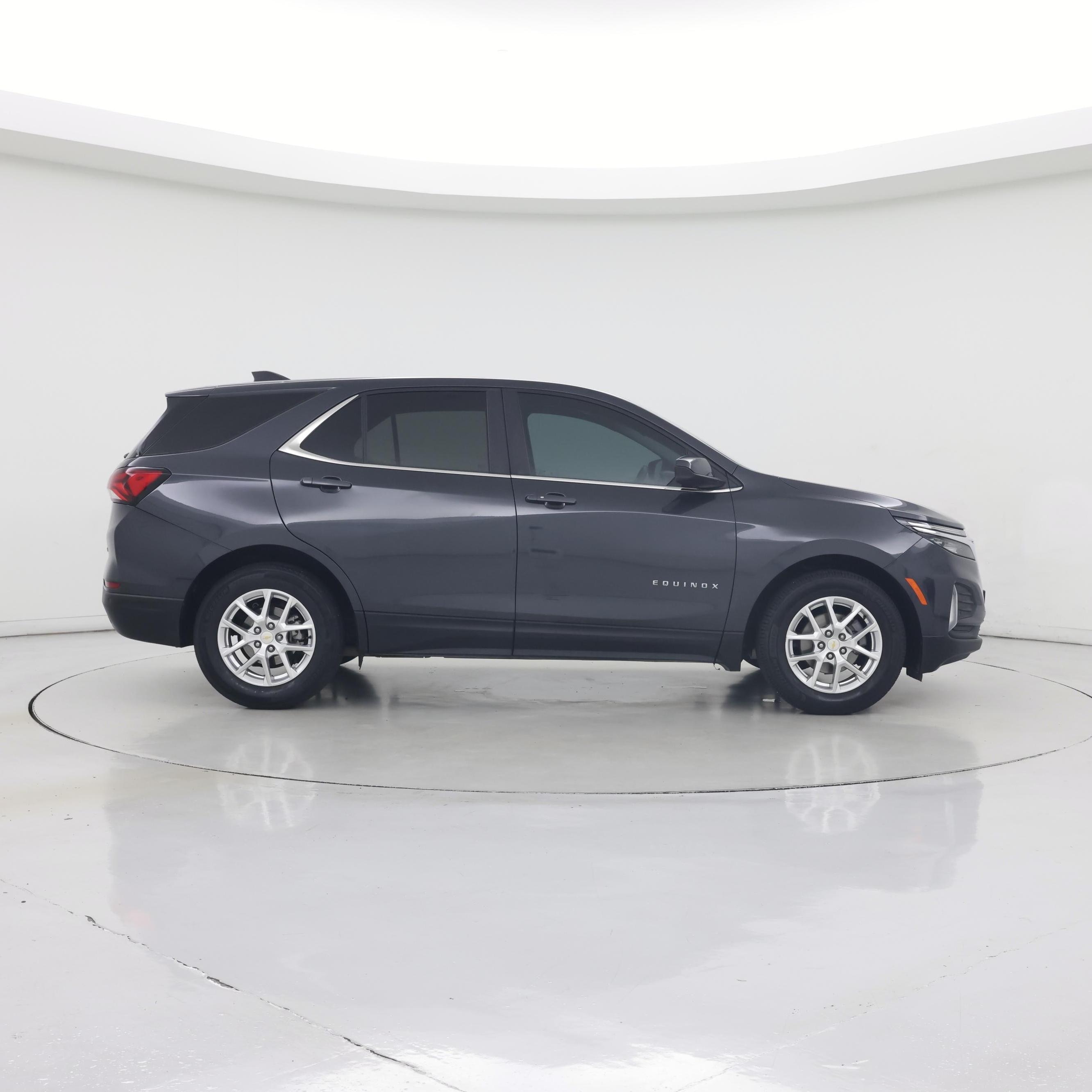Thumbnail: 2022 Chevrolet Equinox - 7