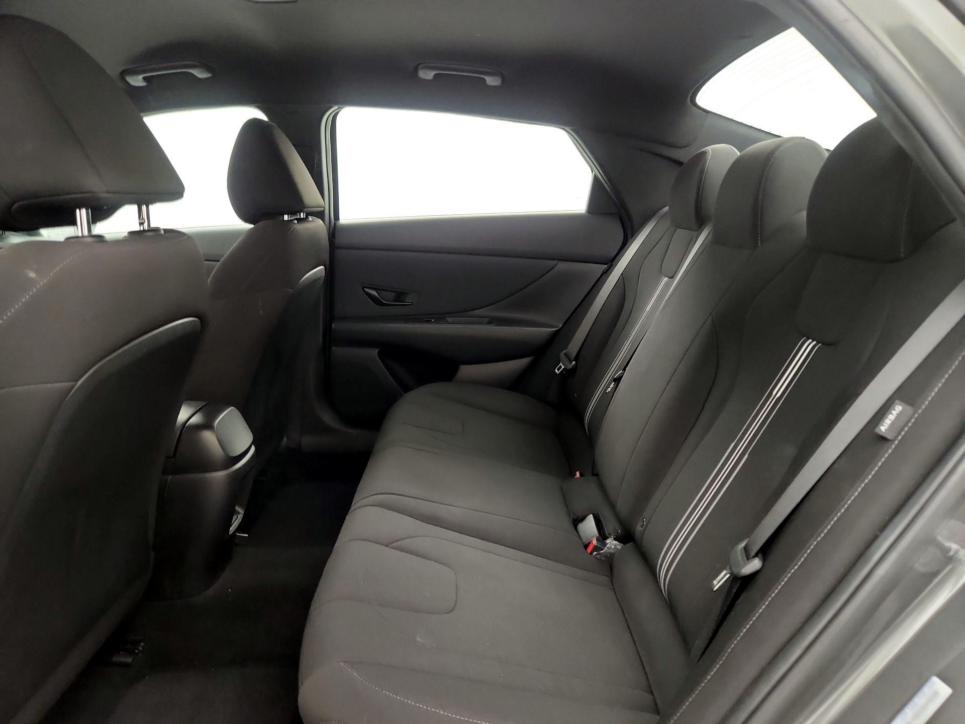Thumbnail: 2025 Hyundai Elantra - 19