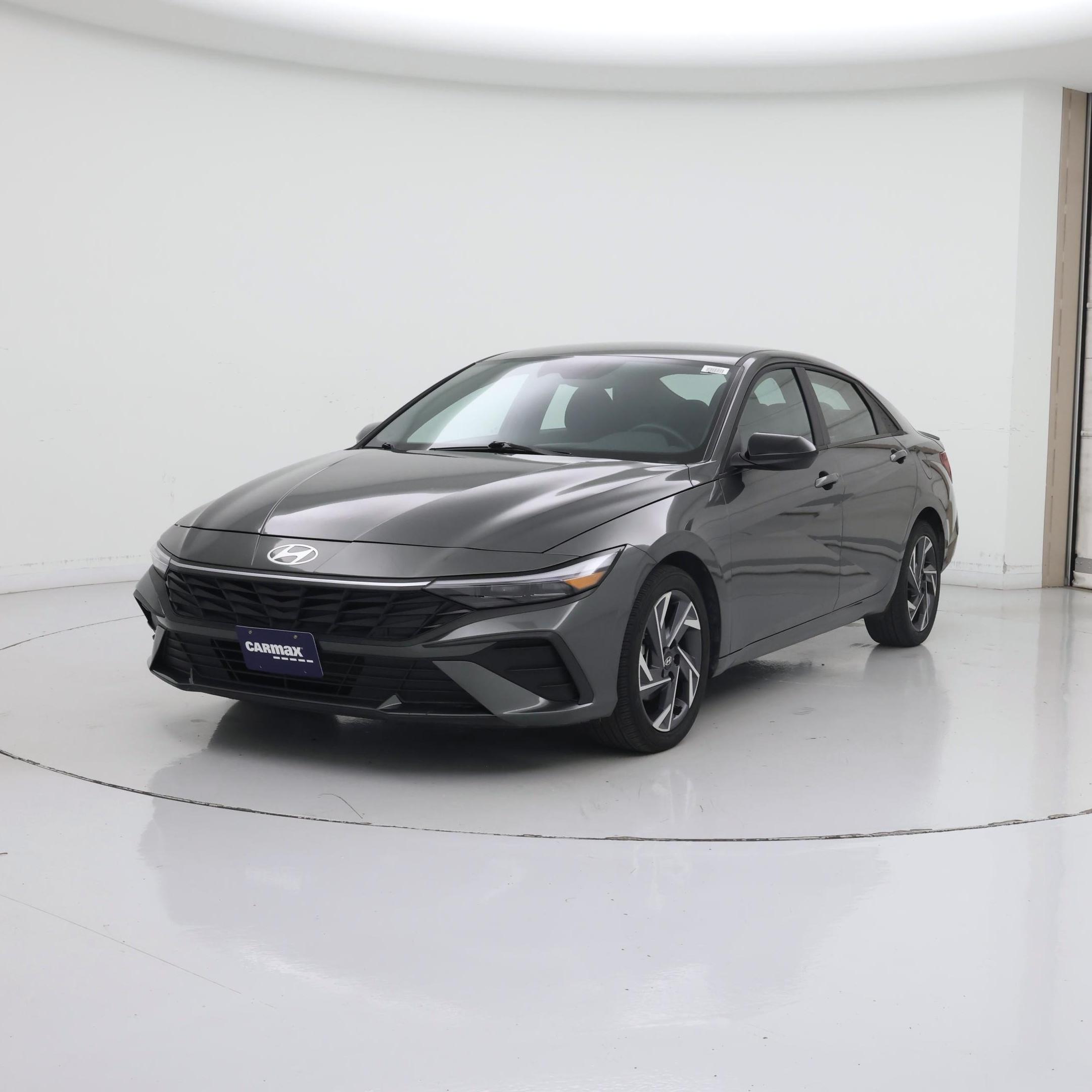 Thumbnail: 2025 Hyundai Elantra - 4
