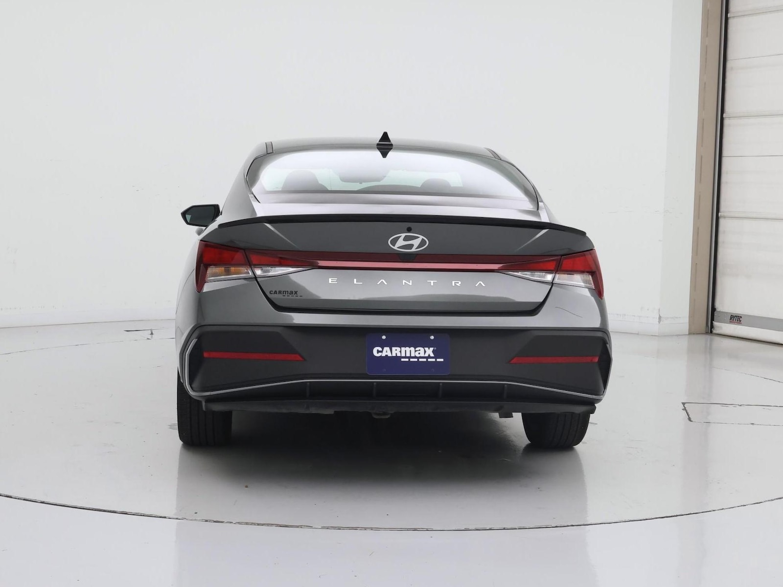 2025 Hyundai Elantra SEL - Photo 7