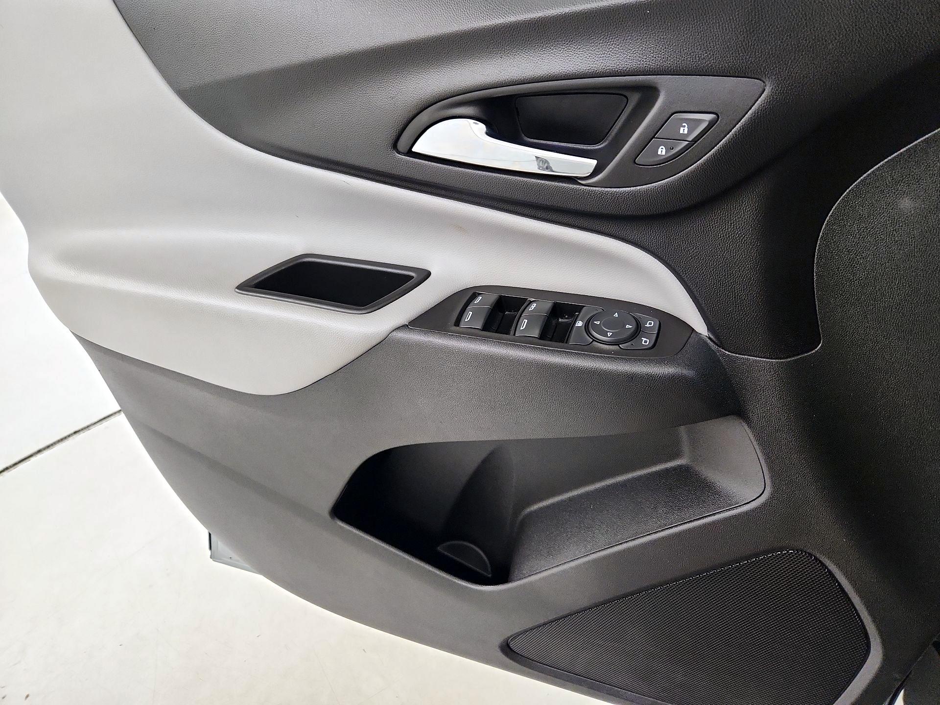 Thumbnail: 2023 Chevrolet Equinox - 12