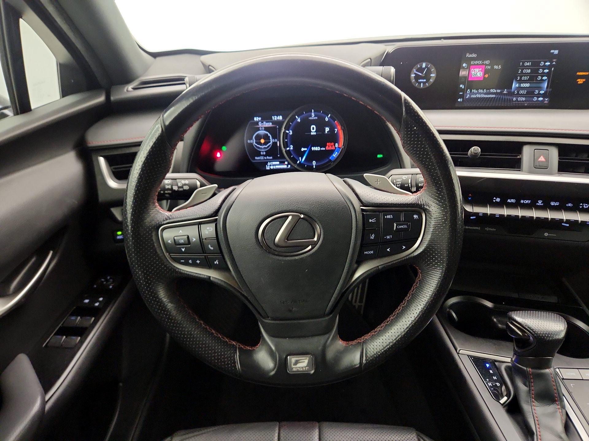 Thumbnail: 2021 Lexus UX - 10