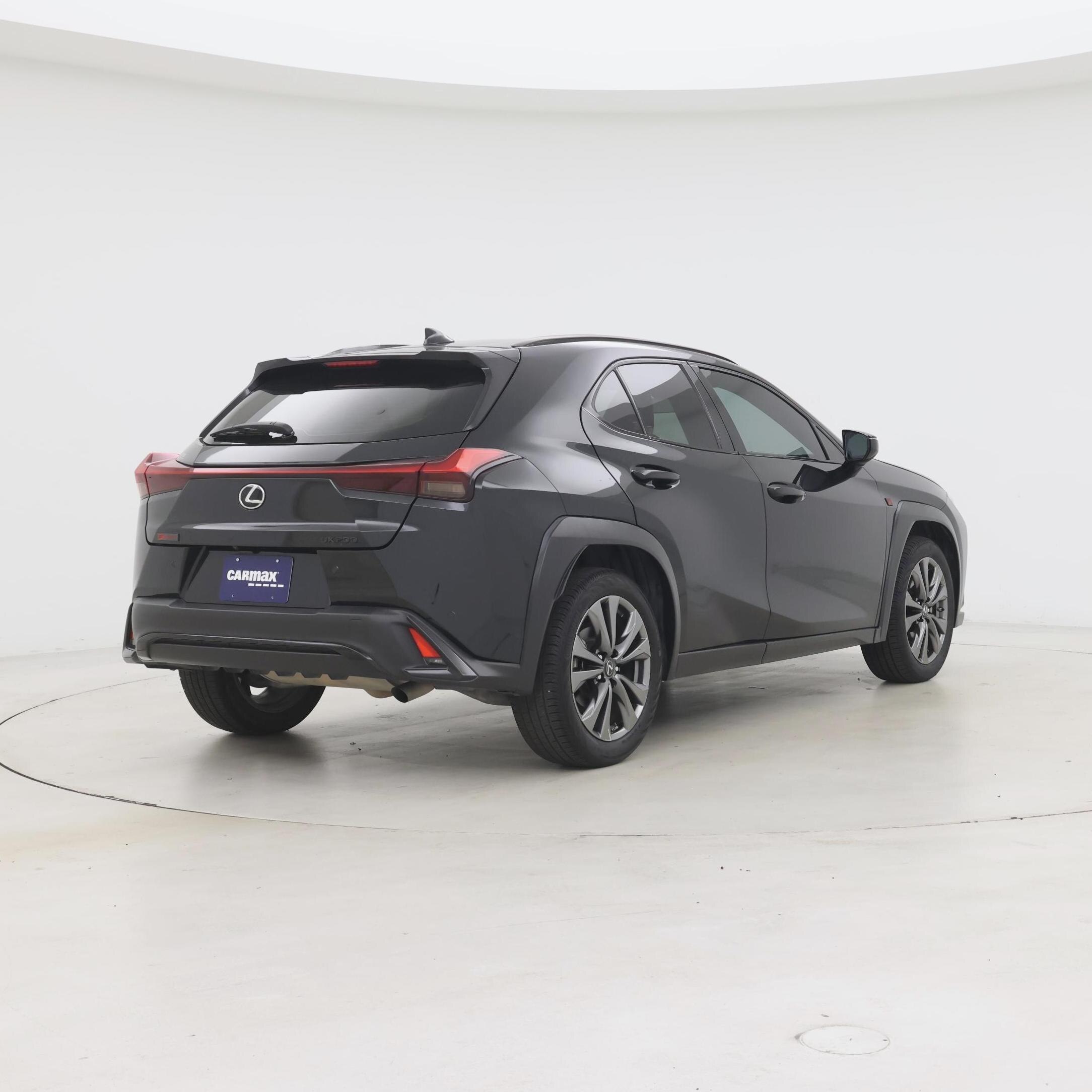 Thumbnail: 2021 Lexus UX - 8