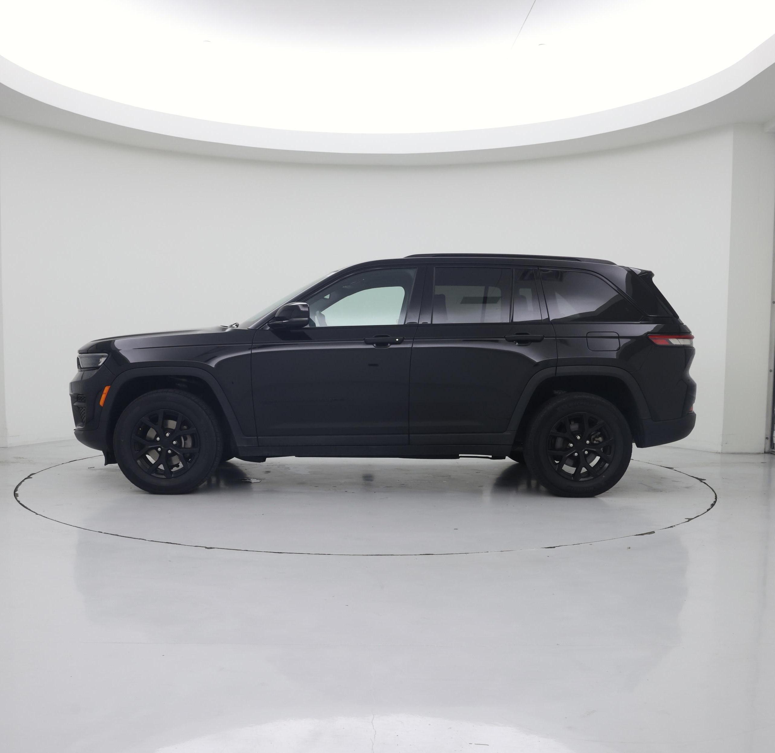 Thumbnail: 2024 Jeep Grand Cherokee - 3