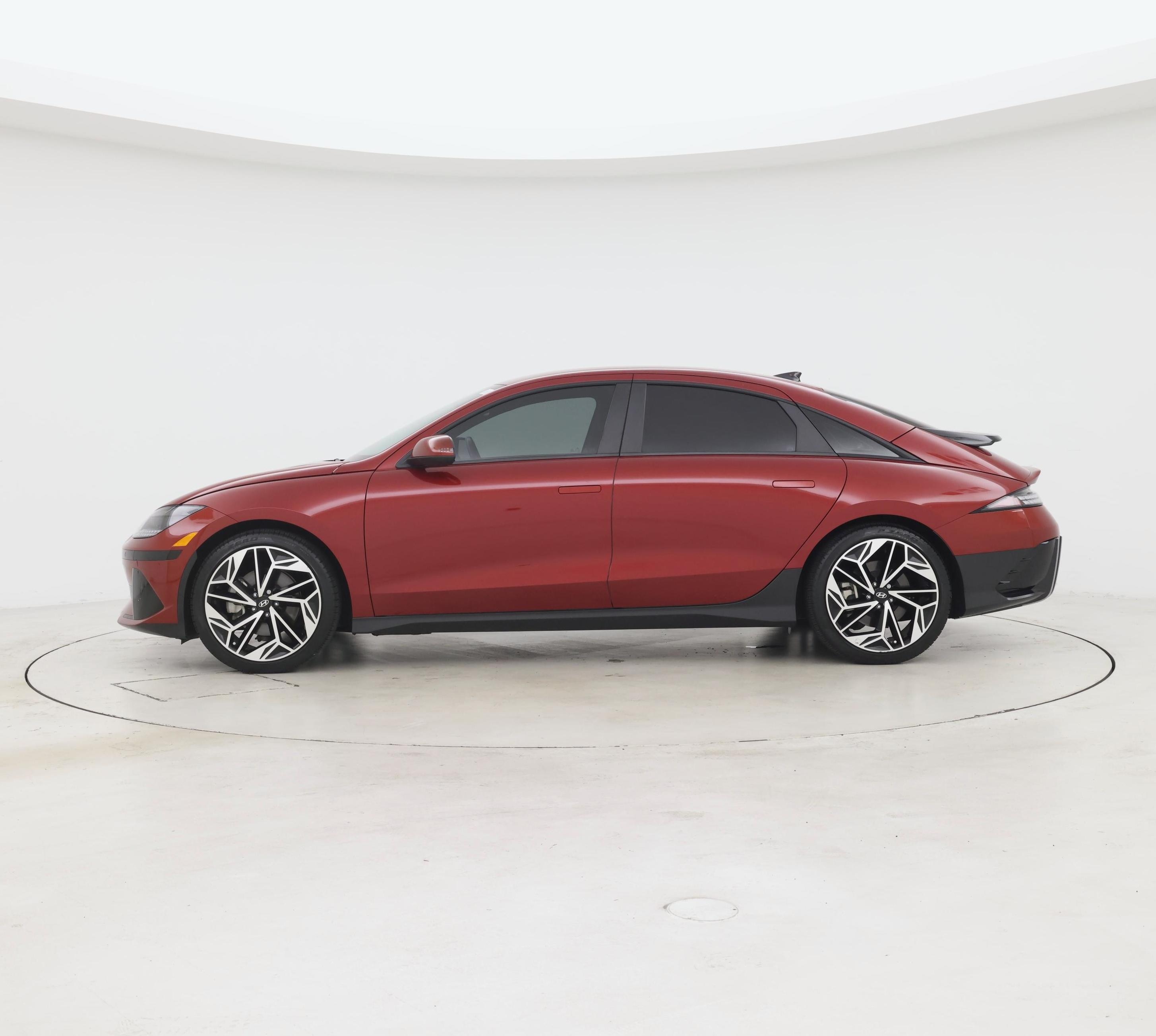 Thumbnail: 2024 Hyundai Ioniq 6 - 3