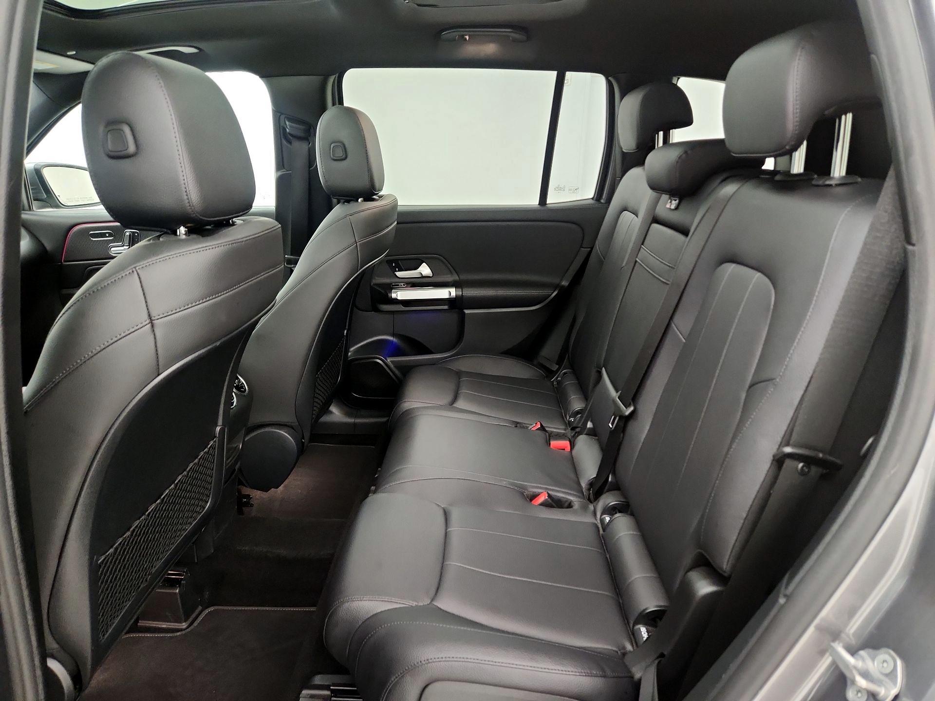 Thumbnail: 2020 Mercedes-Benz GLB - 20