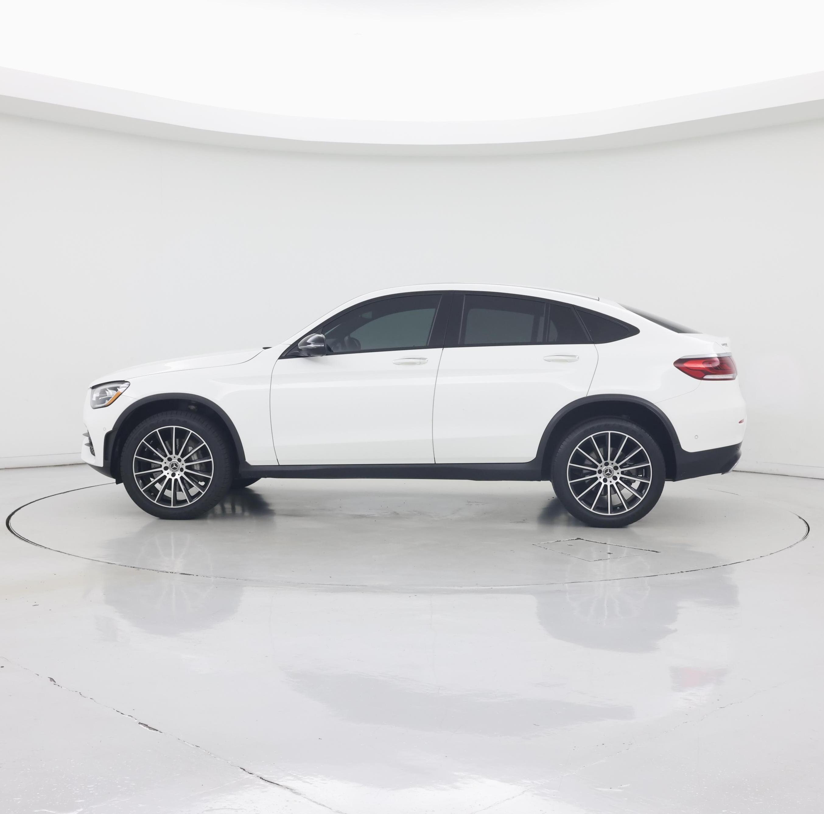 Thumbnail: 2023 Mercedes-Benz GLC - 3