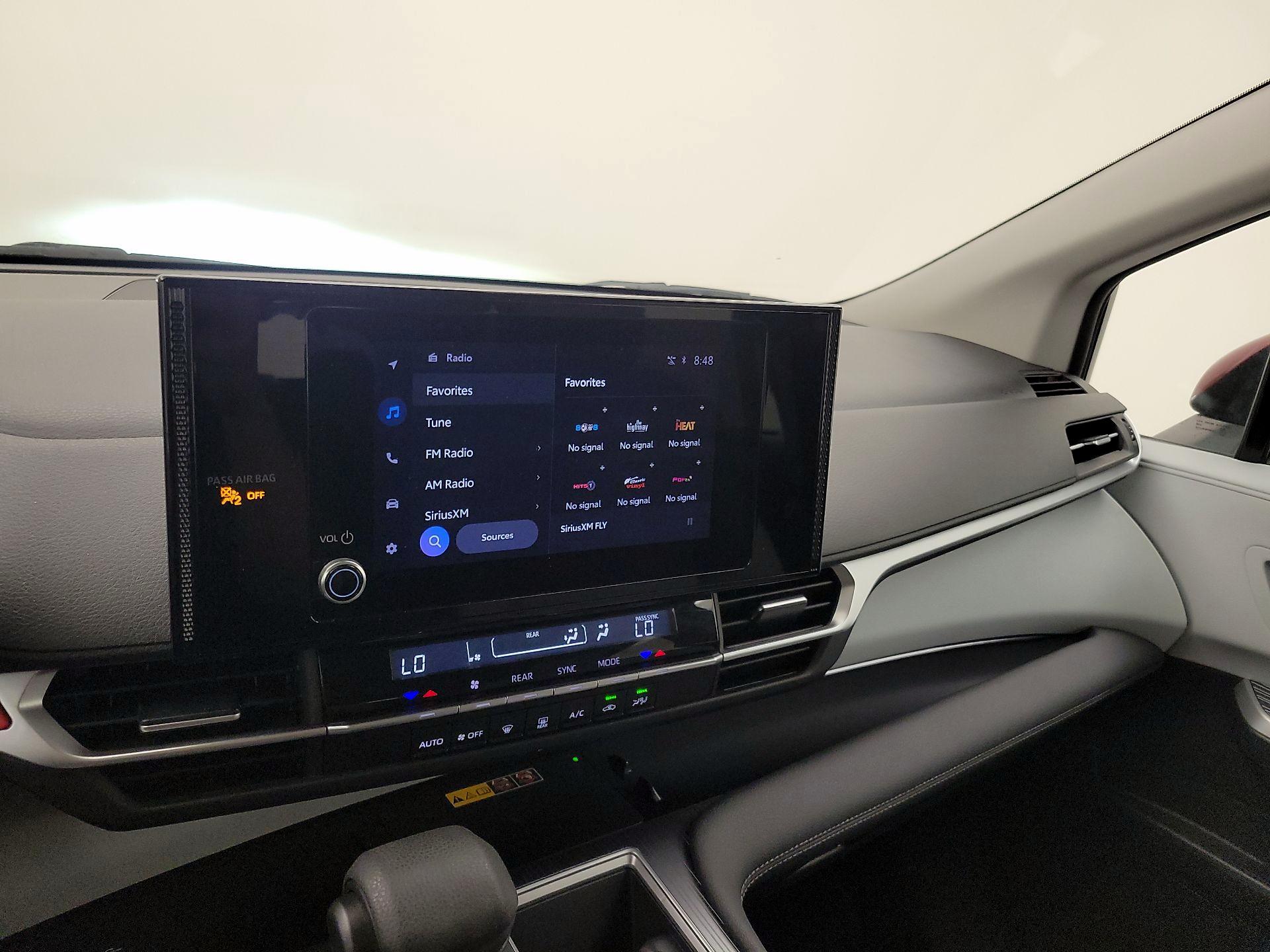 Thumbnail: 2025 Toyota Sienna - 15