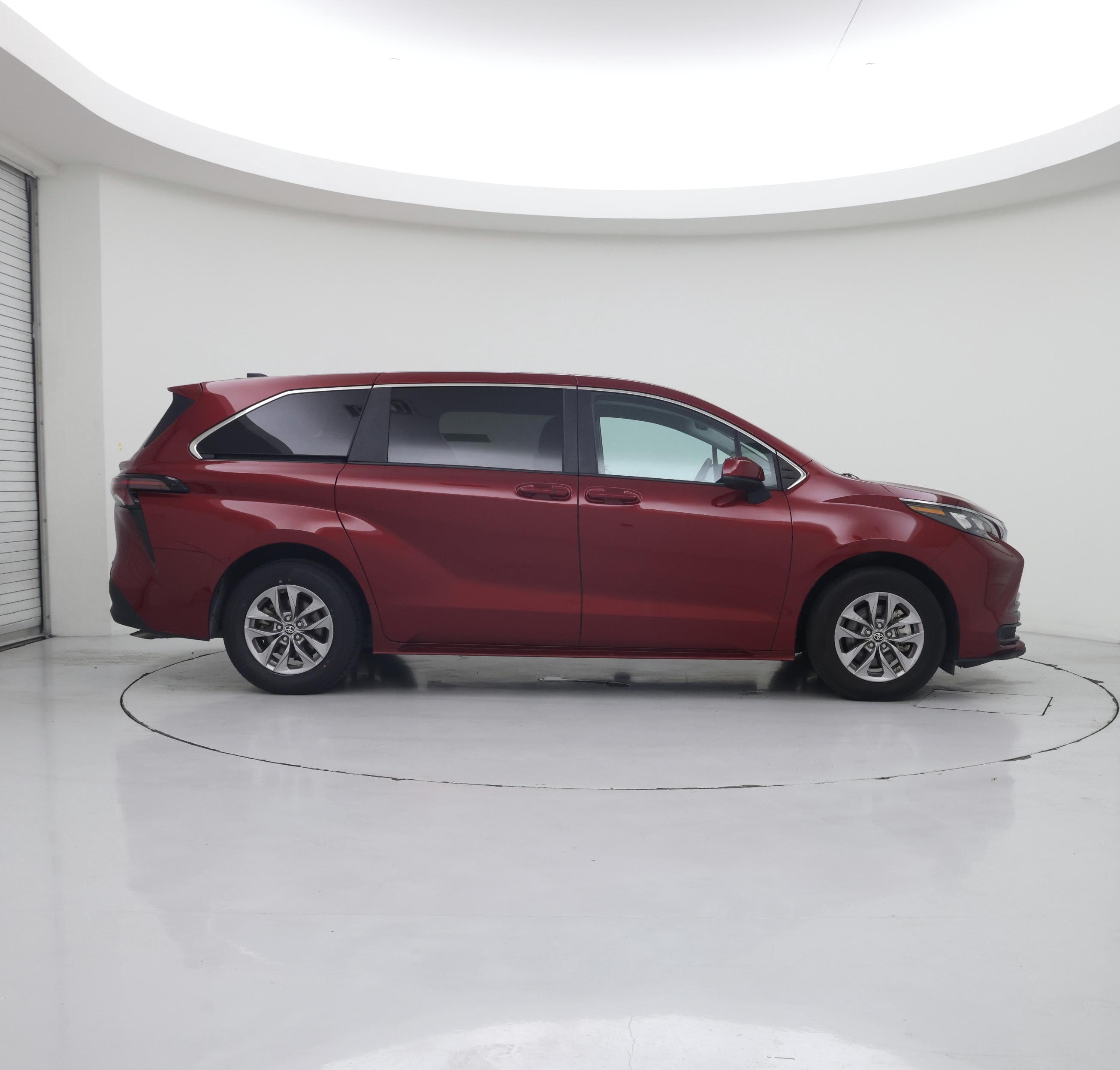 Thumbnail: 2025 Toyota Sienna - 7