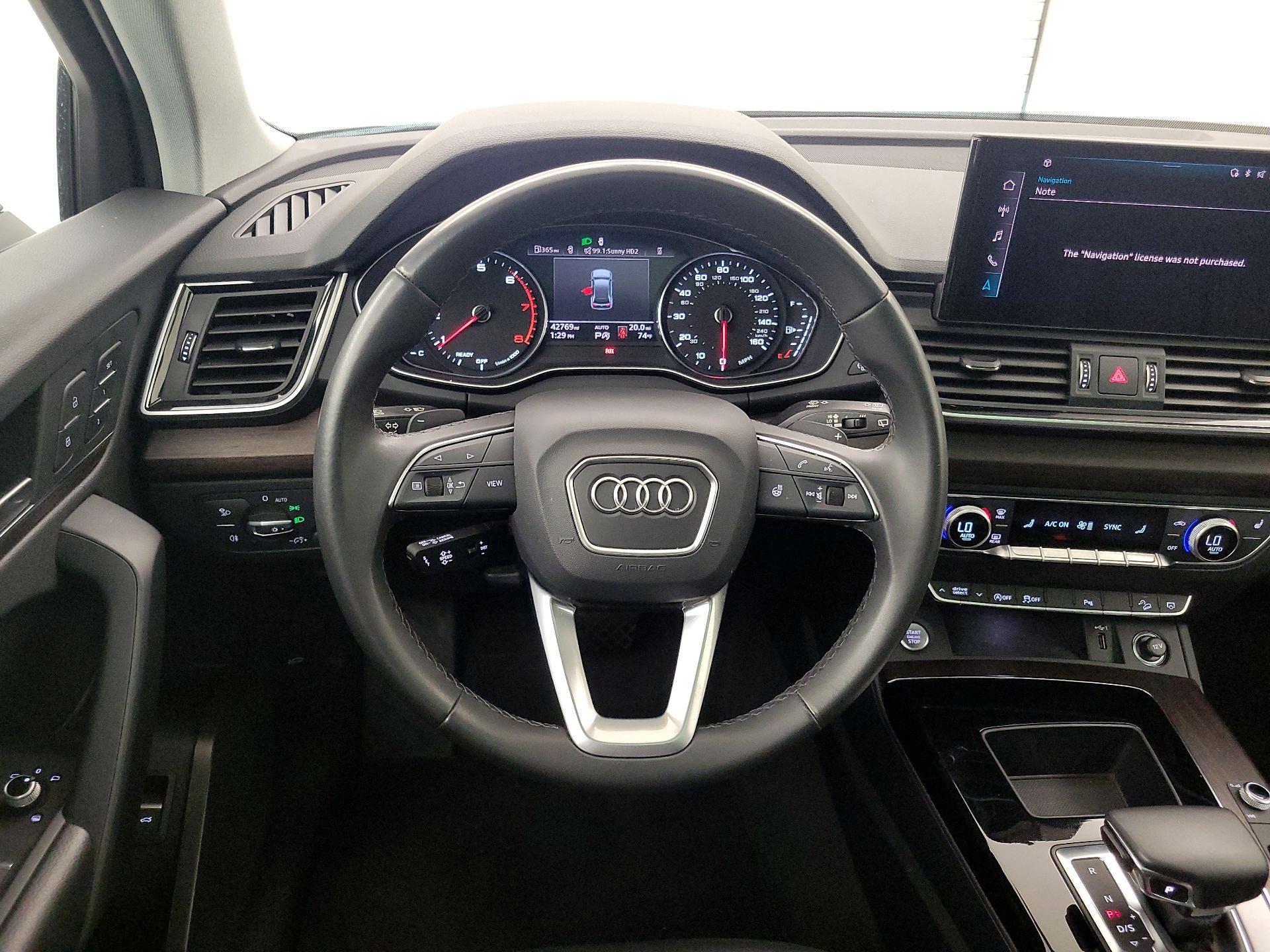Thumbnail: 2023 Audi Q5 - 10